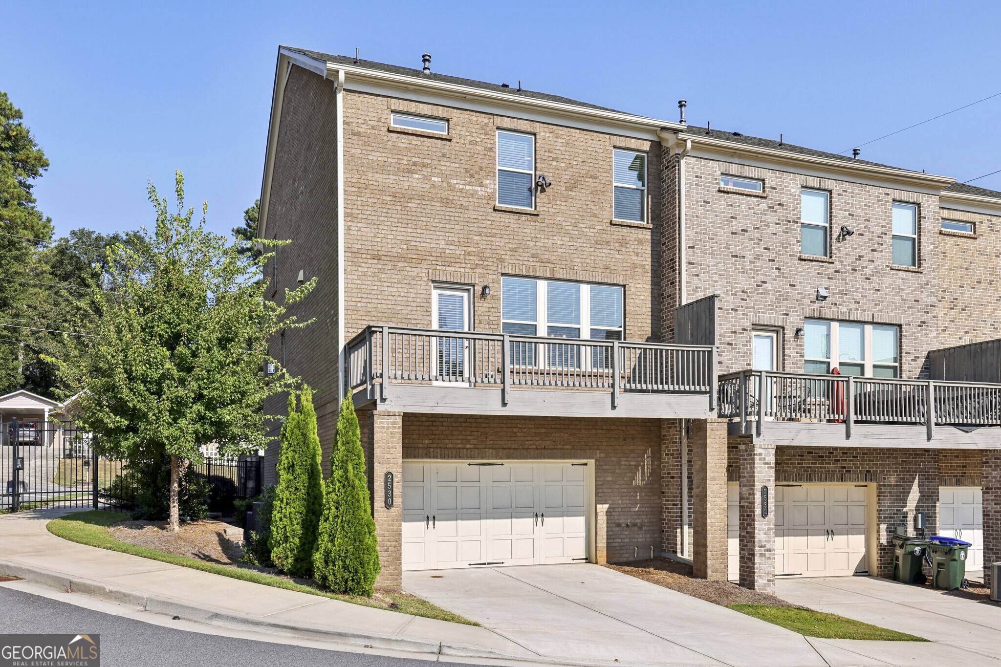 2530 Clairebrooke Bend