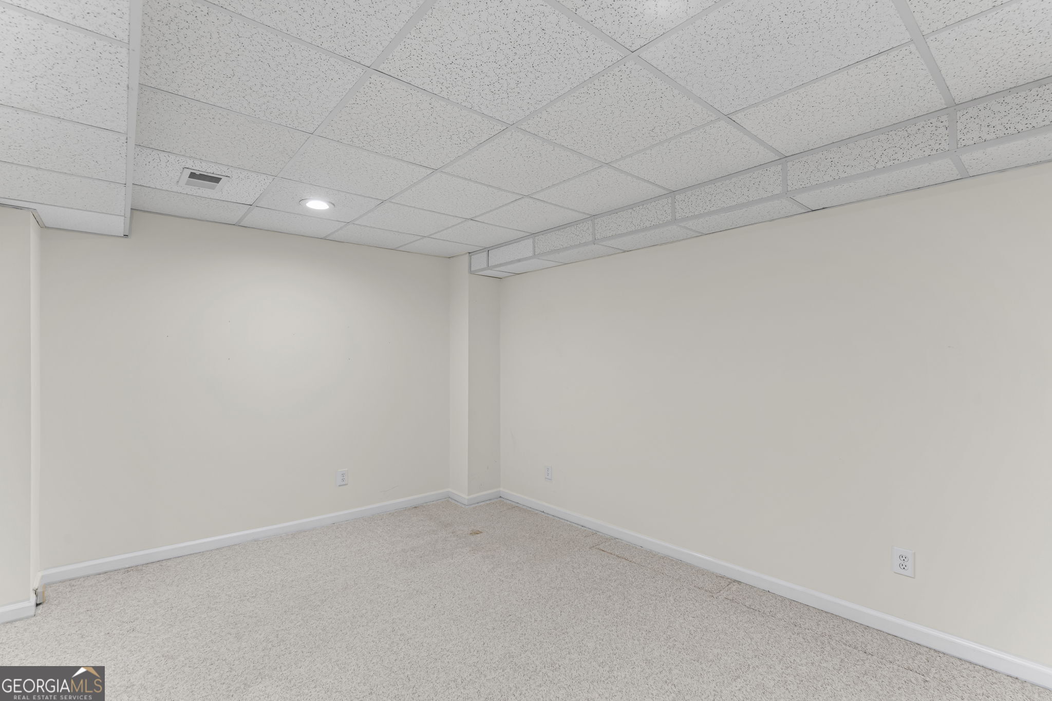 1877 De Winton Place