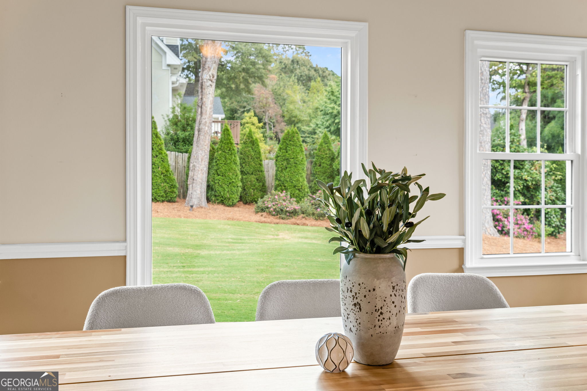 1877 De Winton Place