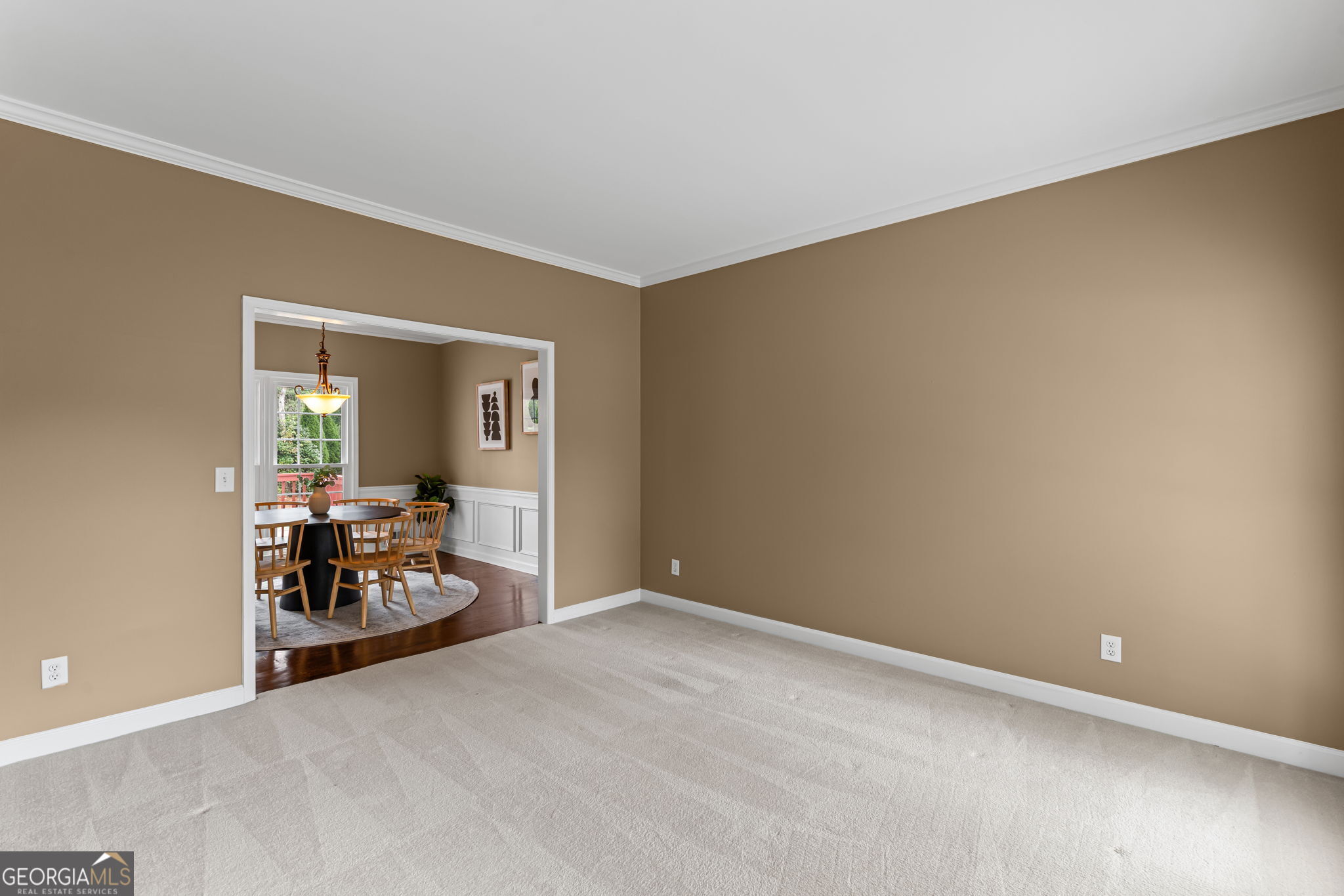 1877 De Winton Place