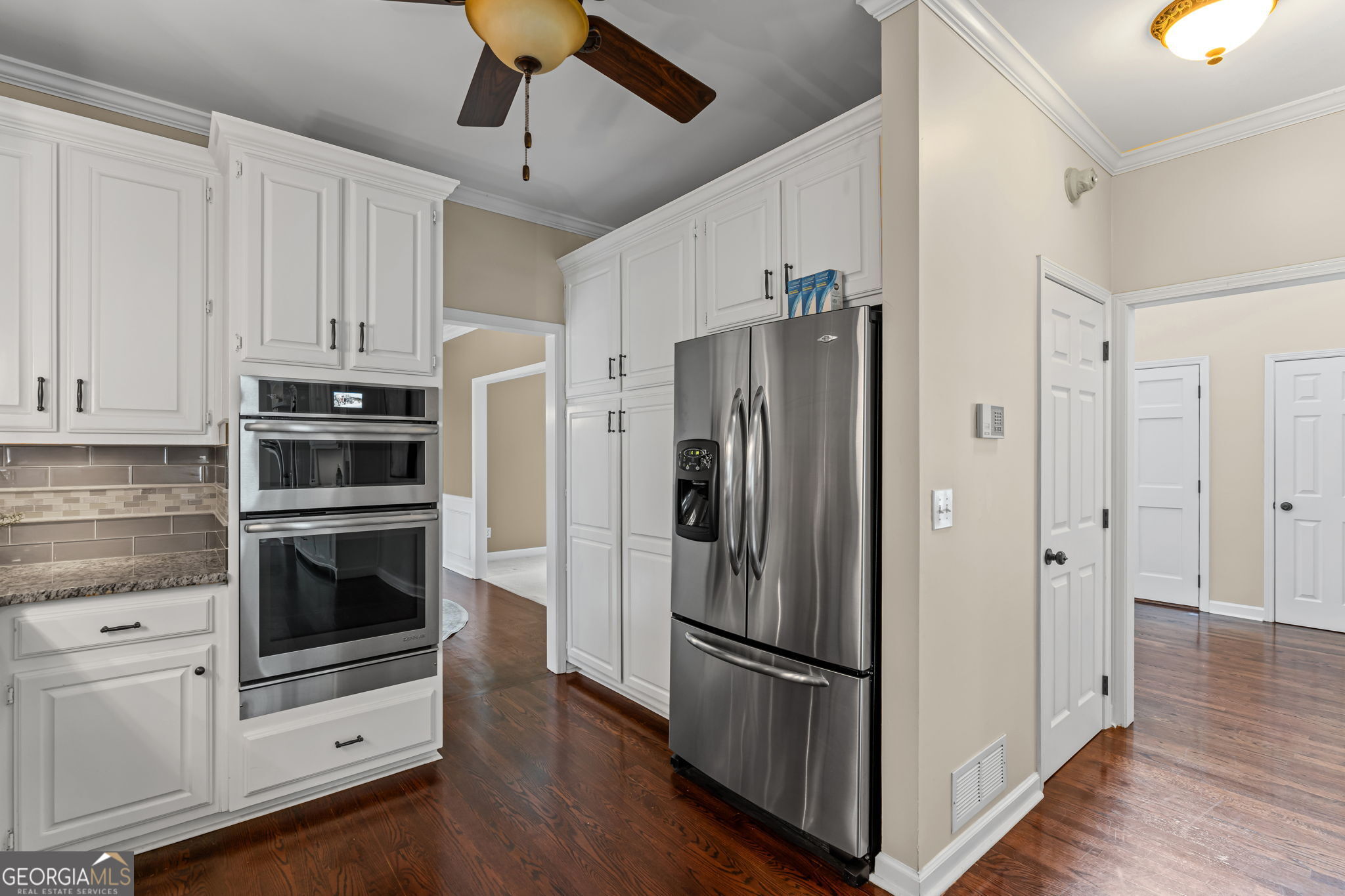 1877 De Winton Place