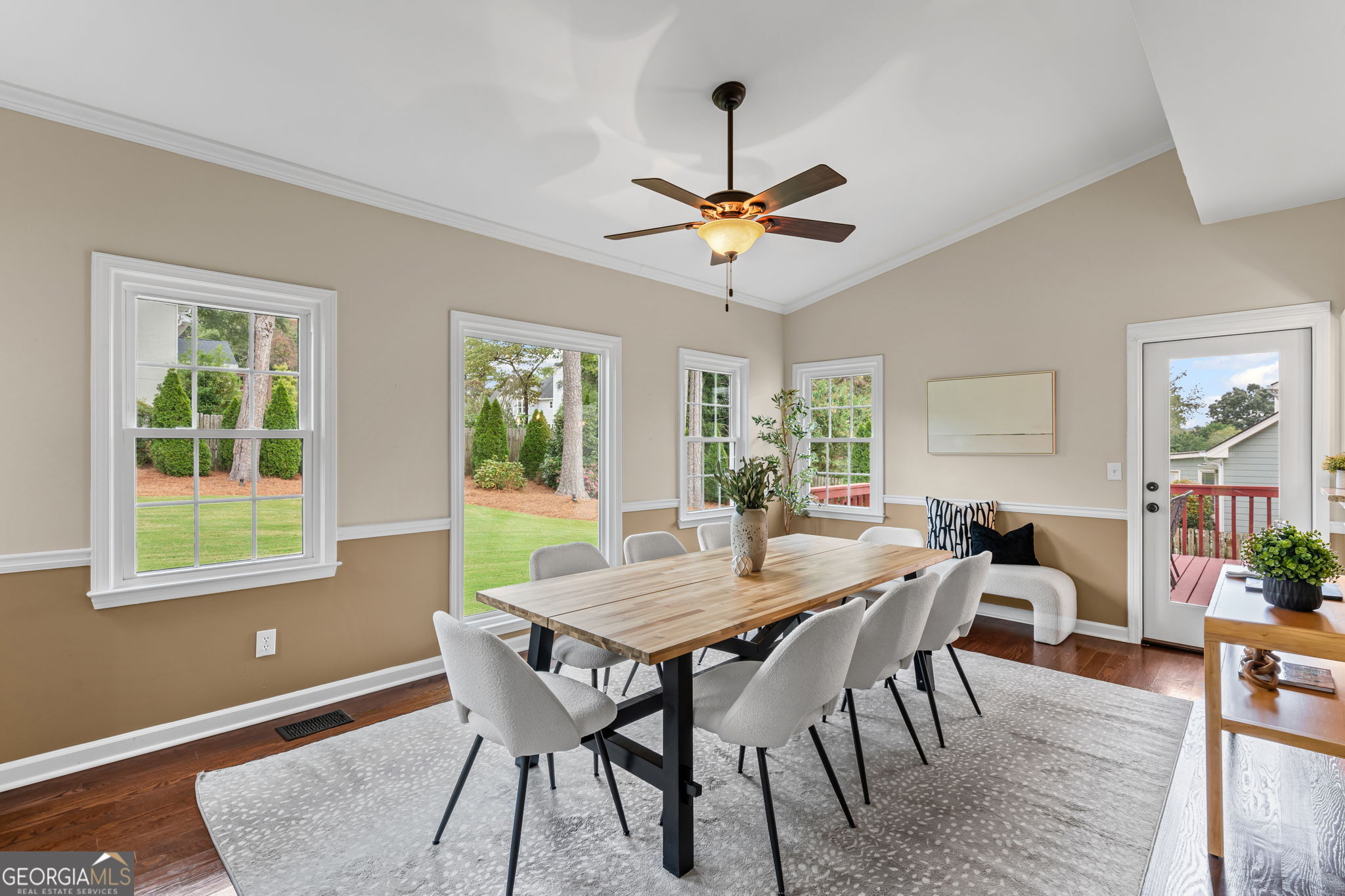 1877 De Winton Place