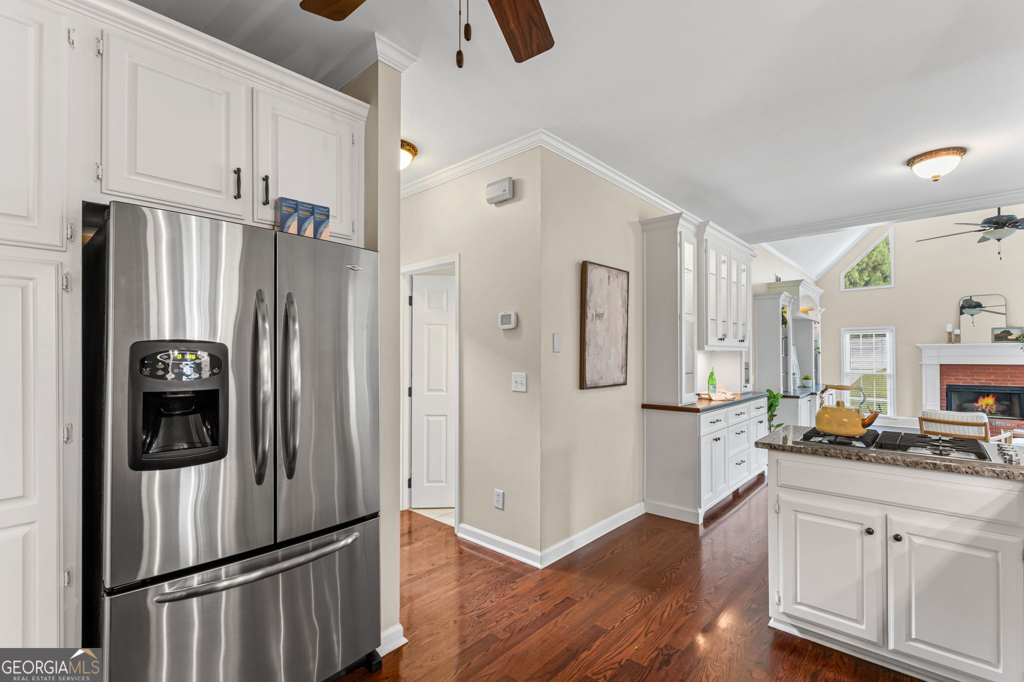 1877 De Winton Place