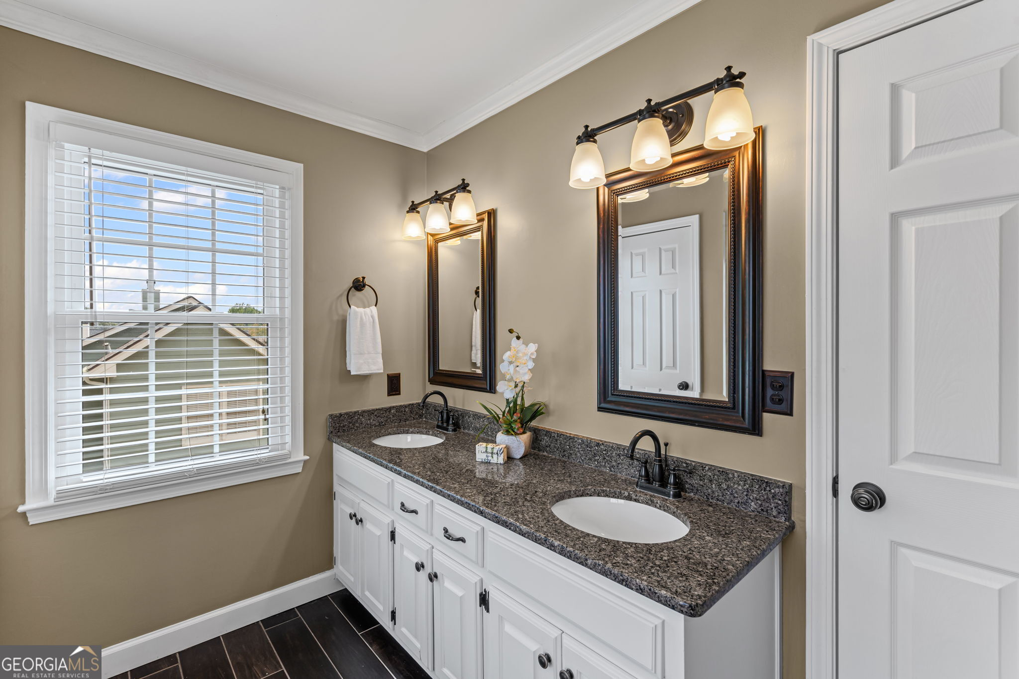 1877 De Winton Place