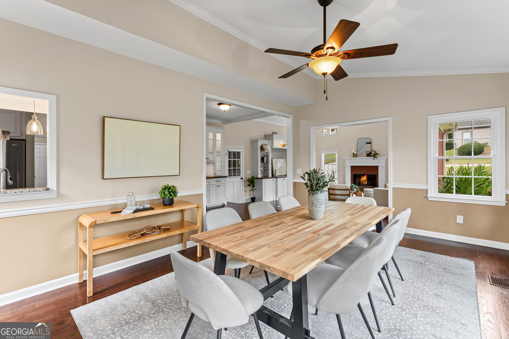 1877 De Winton Place