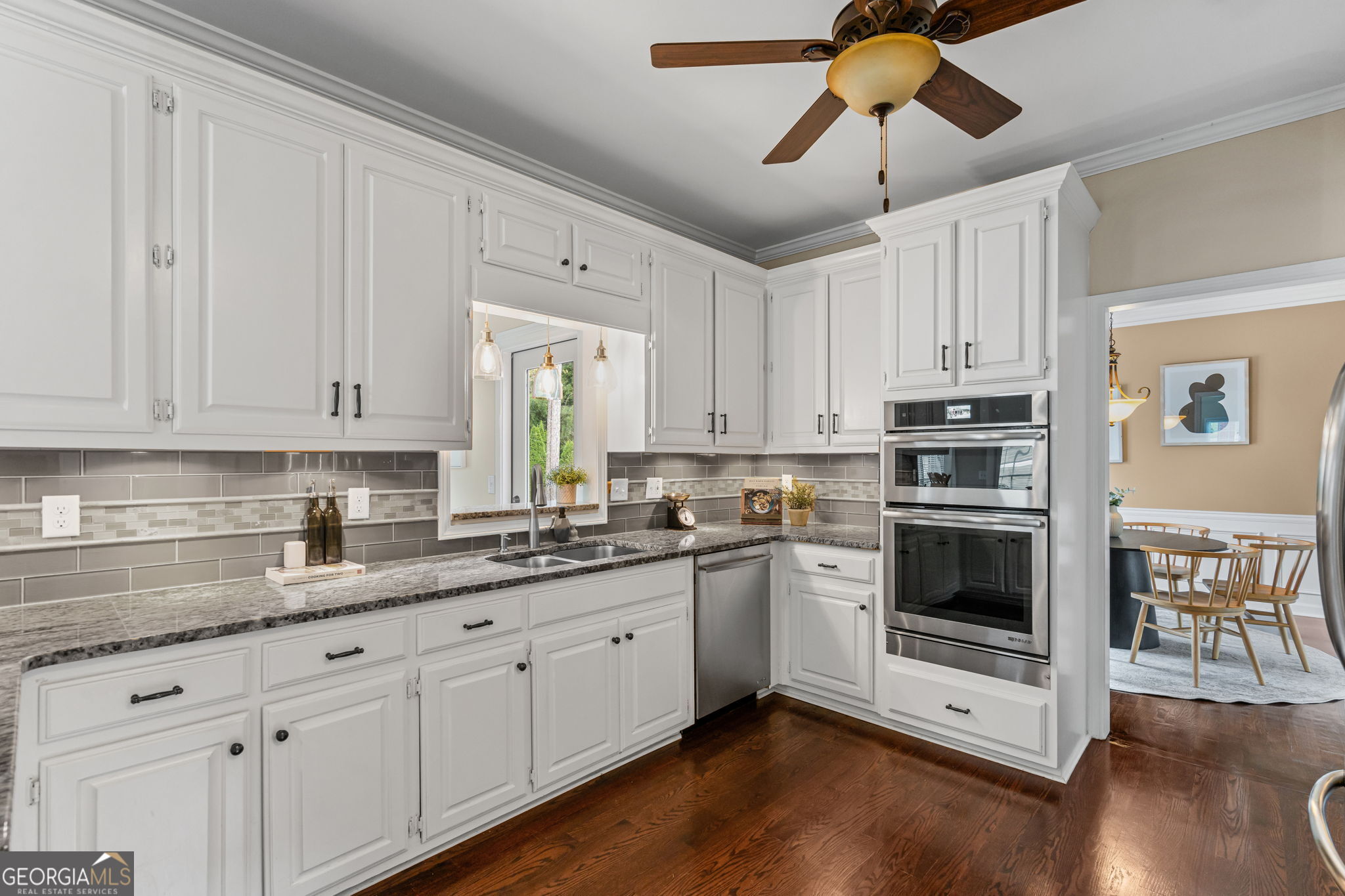 1877 De Winton Place