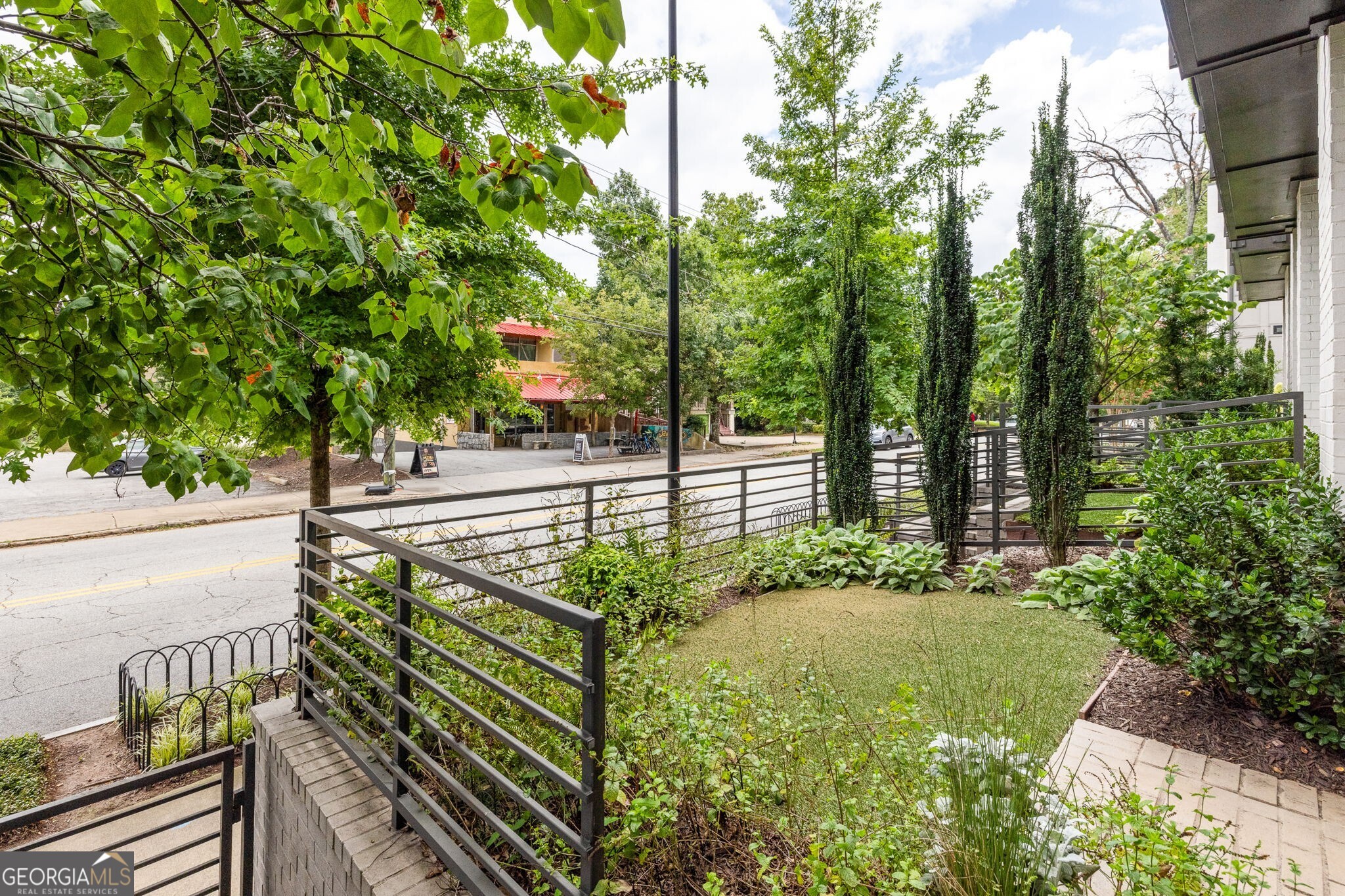 550 N Highland Avenue NE # 4