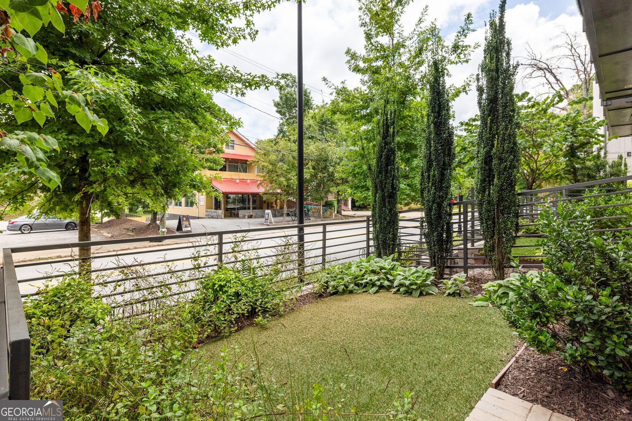 550 N Highland Avenue NE # 4