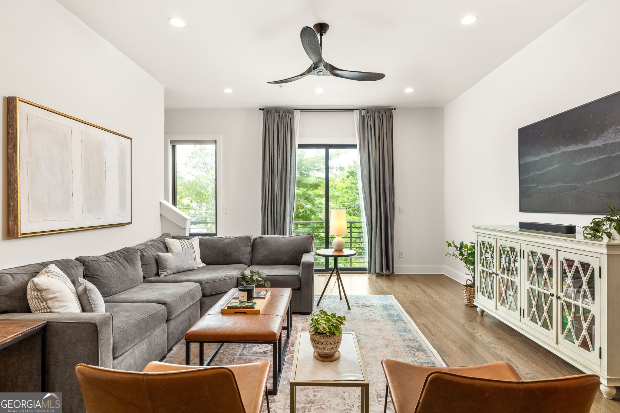 550 N Highland Avenue NE # 4