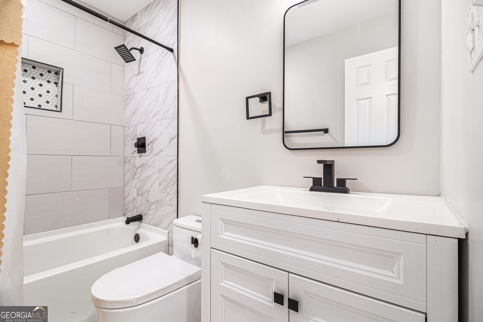 5316 The Savoy Street