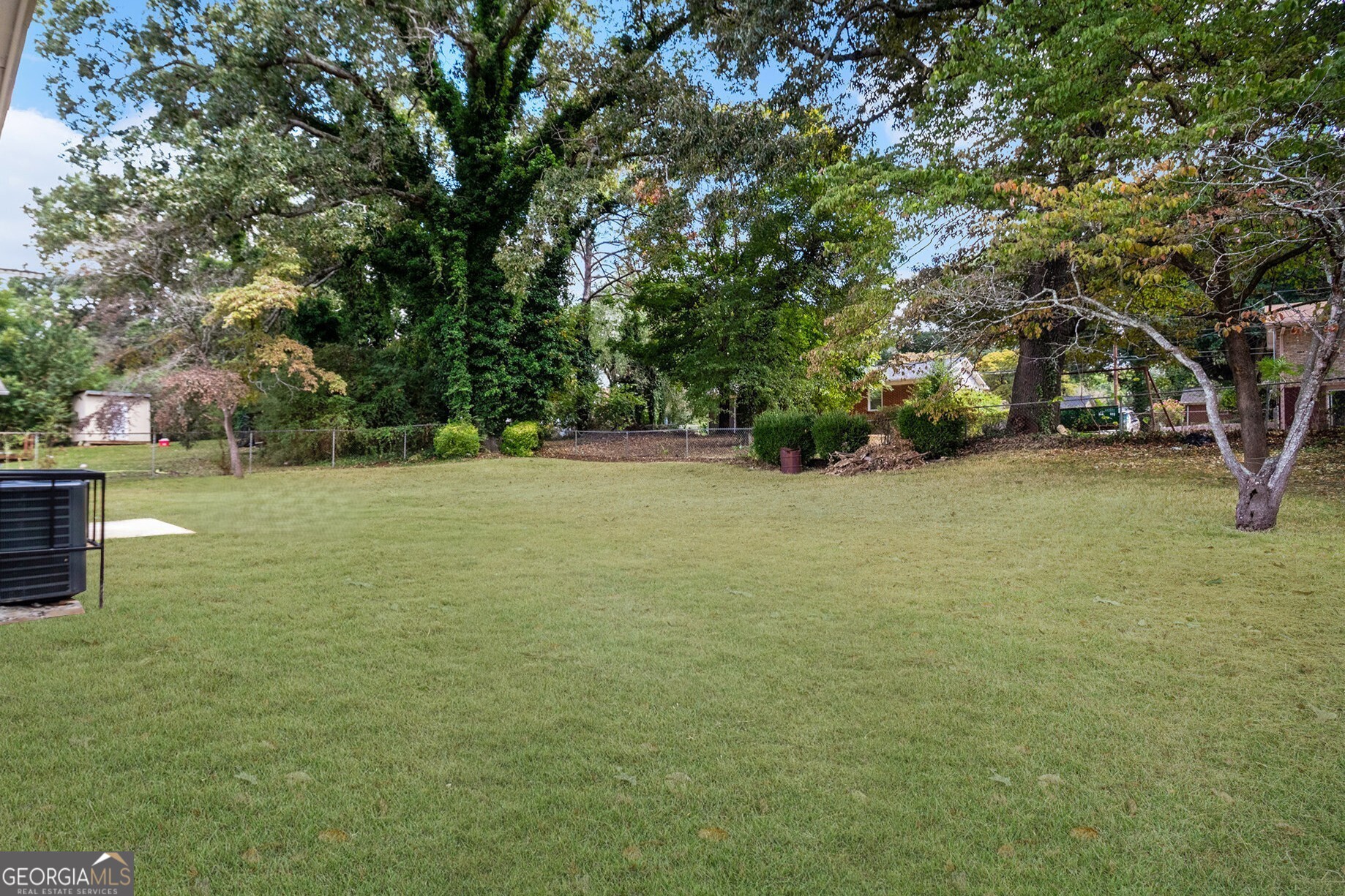 5316 The Savoy Street