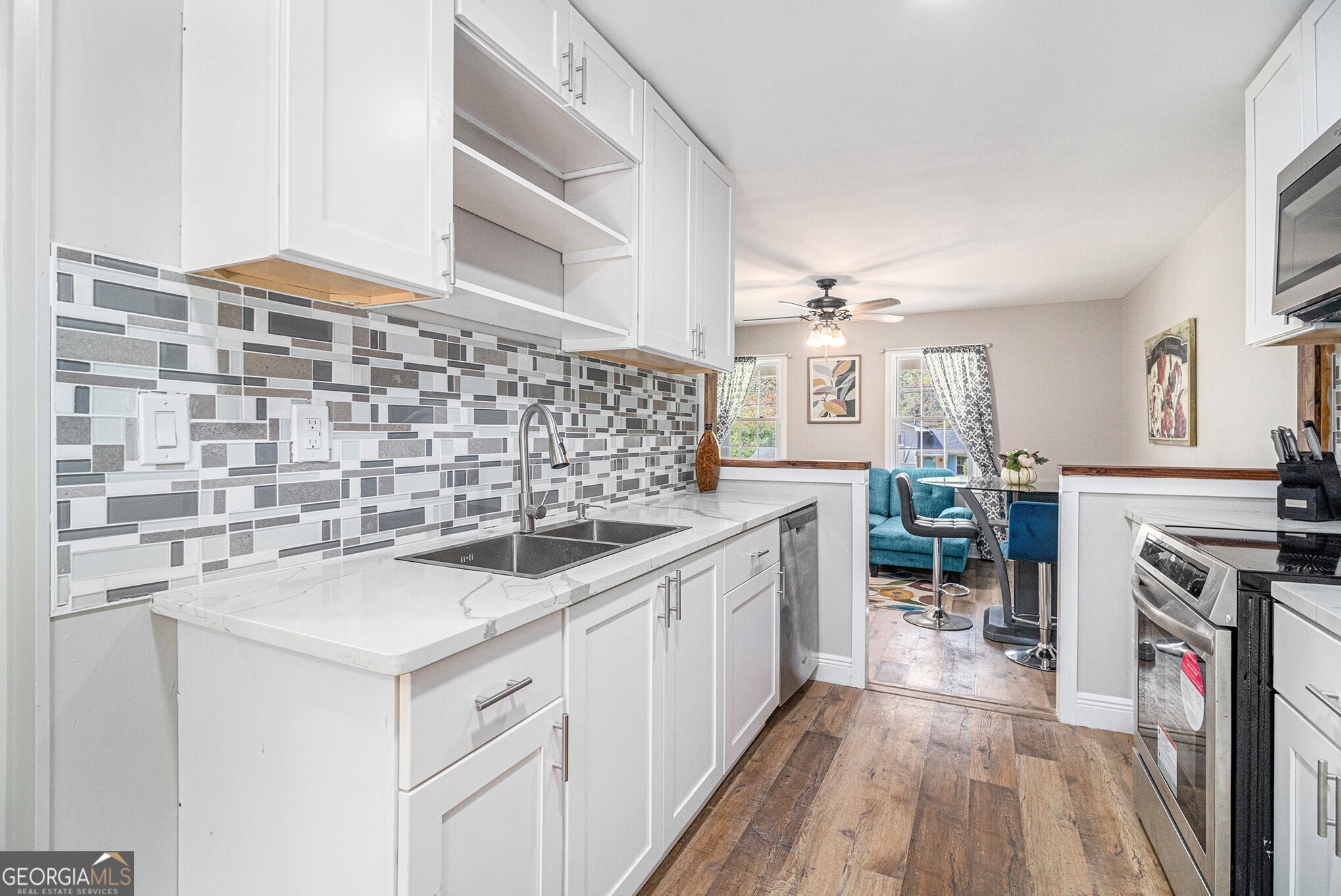 5316 The Savoy Street