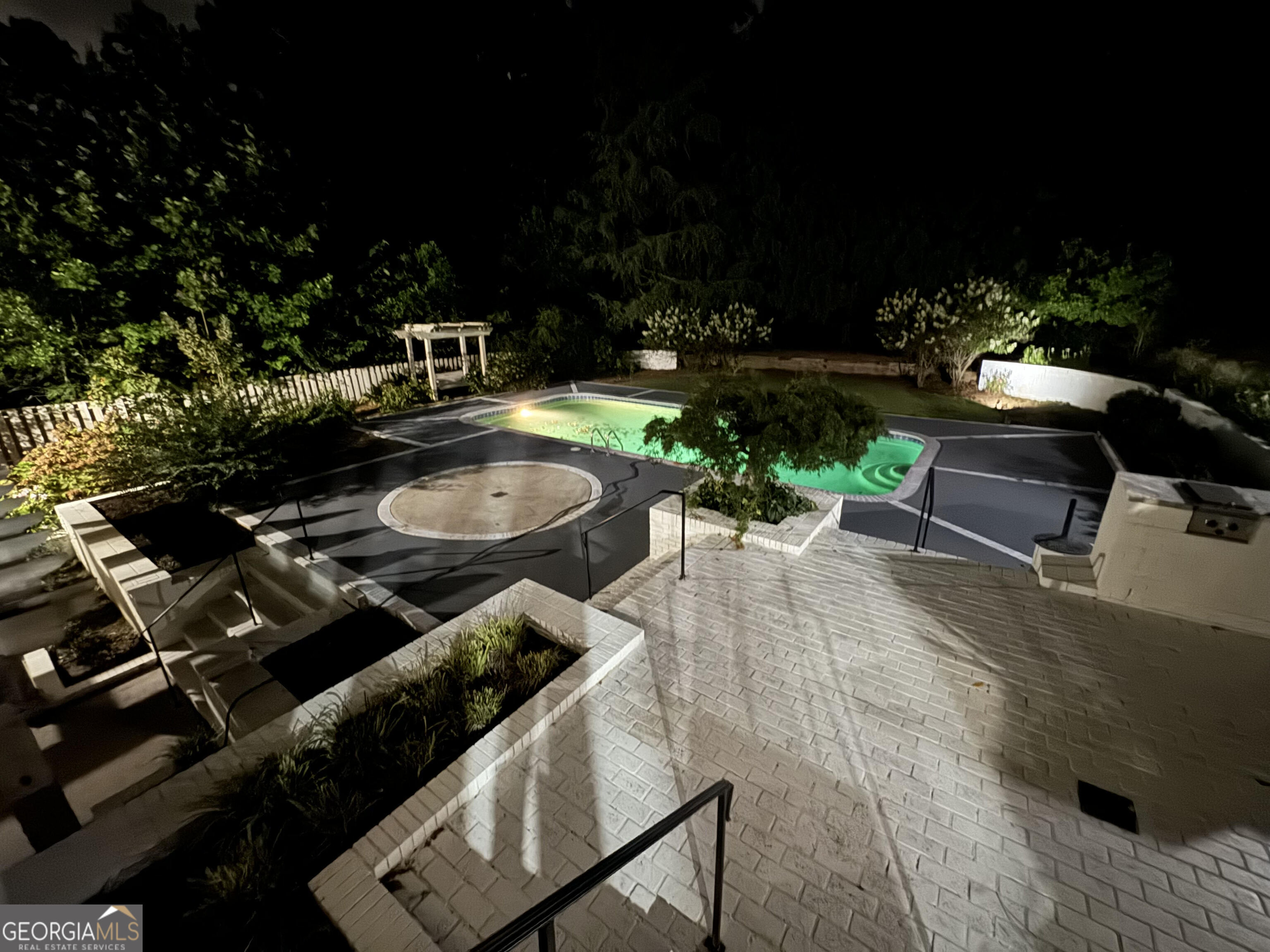5650 Eden Roc Lane