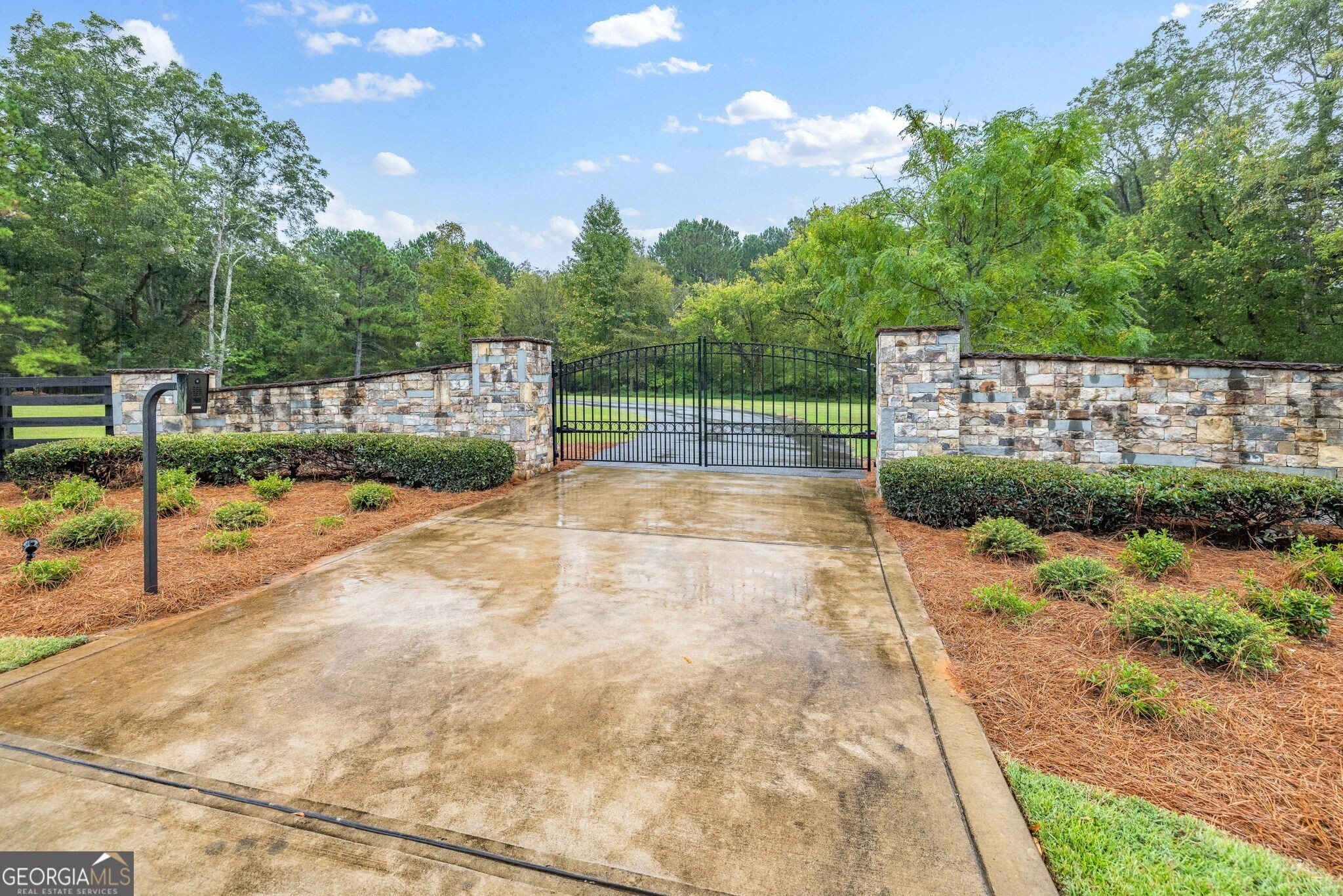 400 Harmony Road