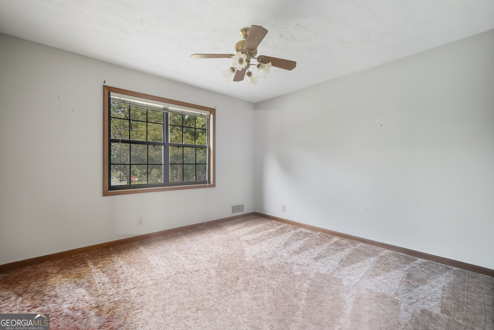2105 Tropicana Drive