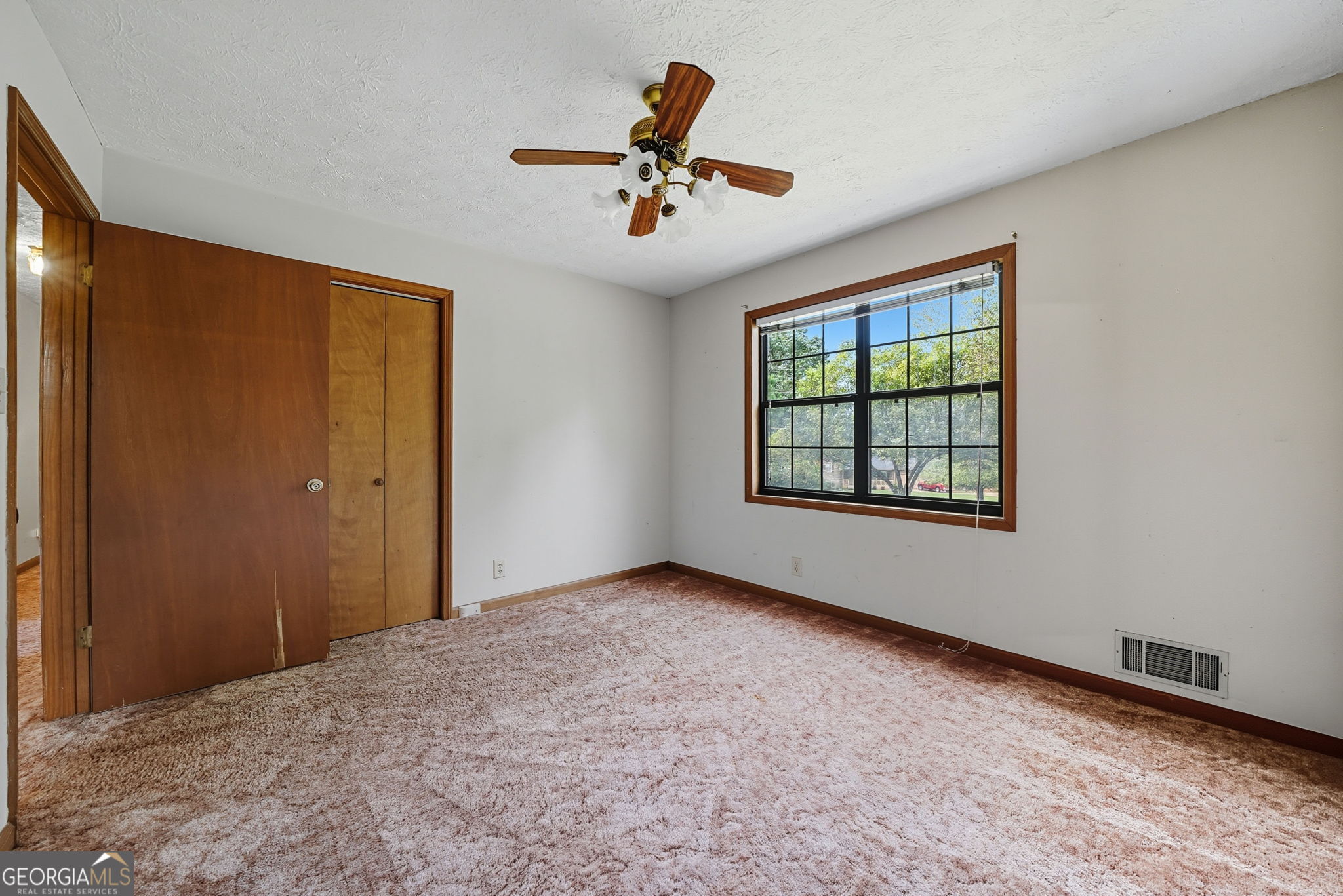 2105 Tropicana Drive
