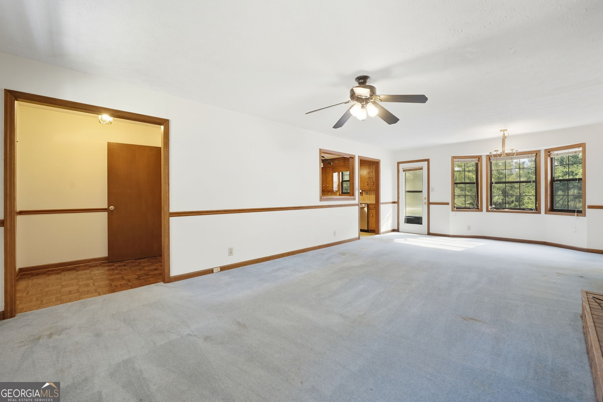 2105 Tropicana Drive