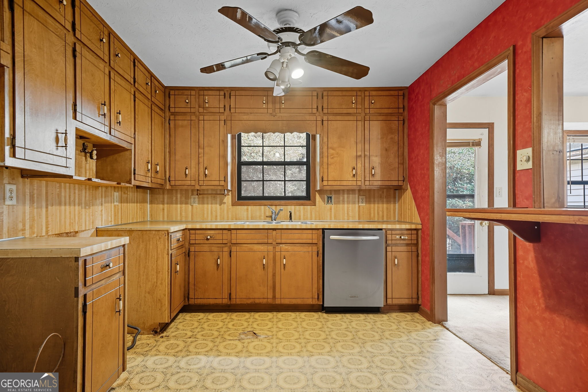 2105 Tropicana Drive