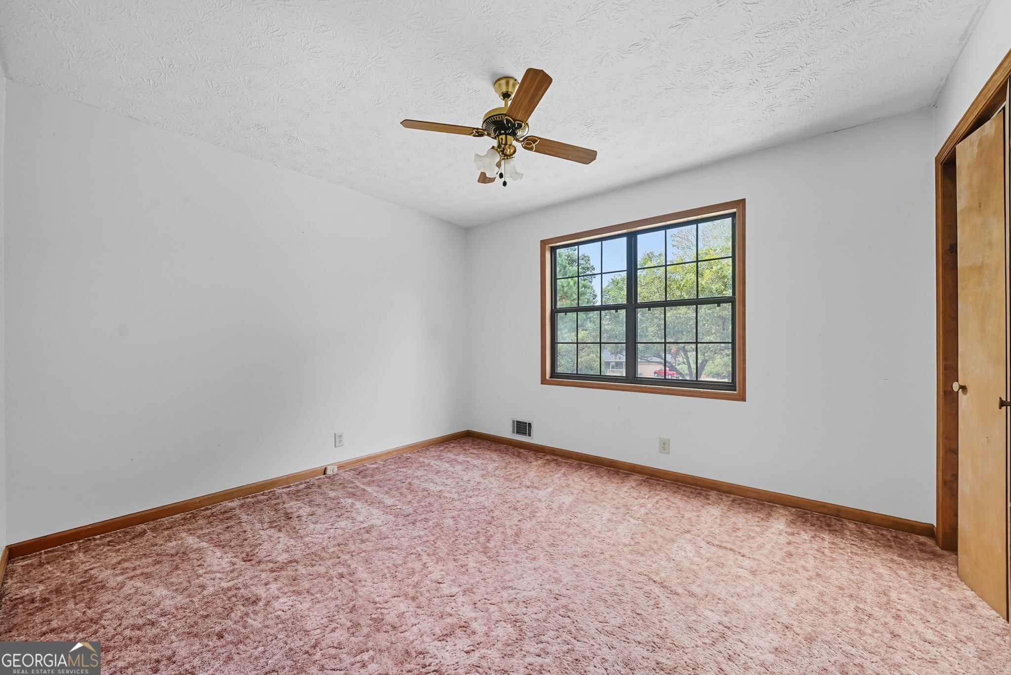 2105 Tropicana Drive