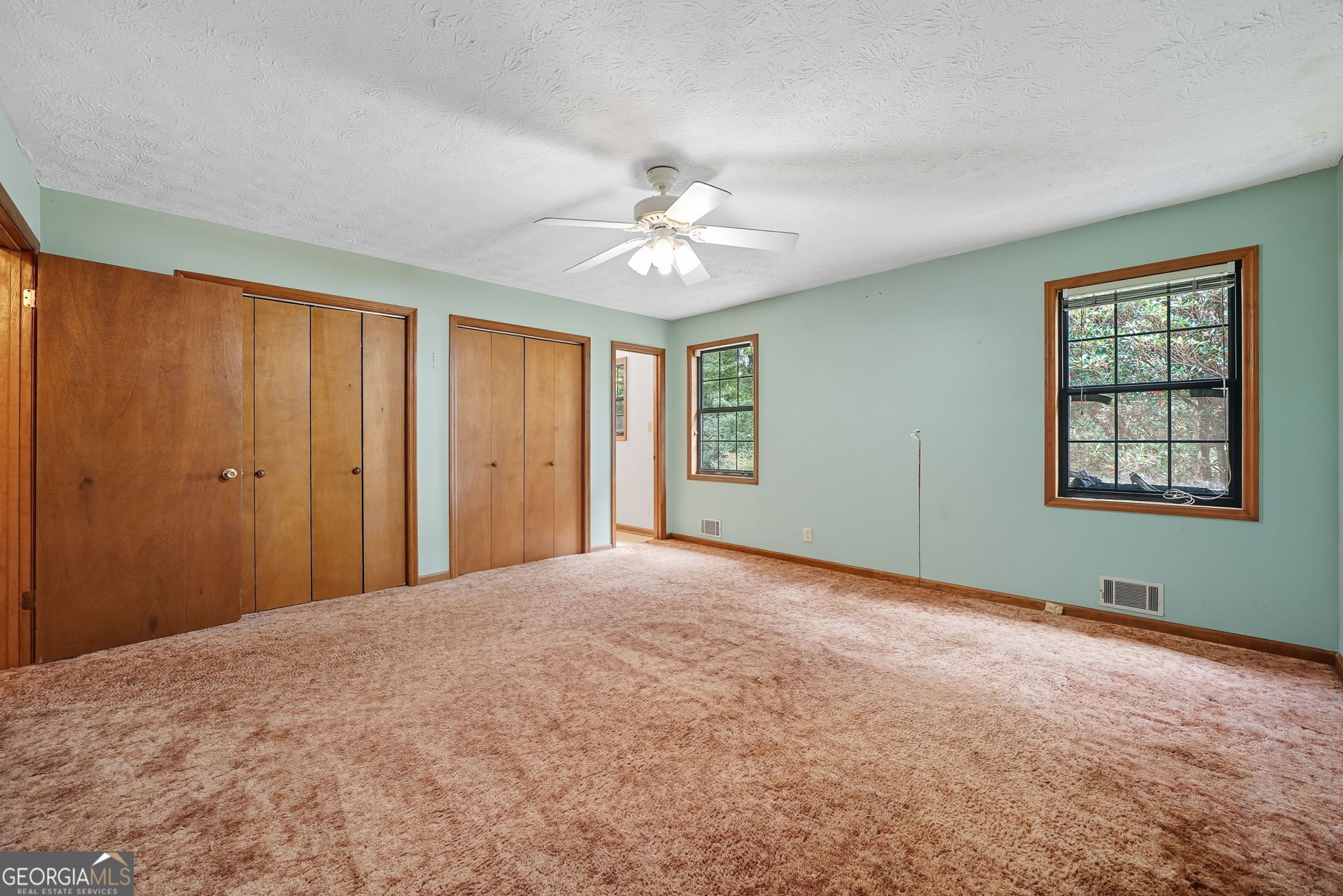 2105 Tropicana Drive