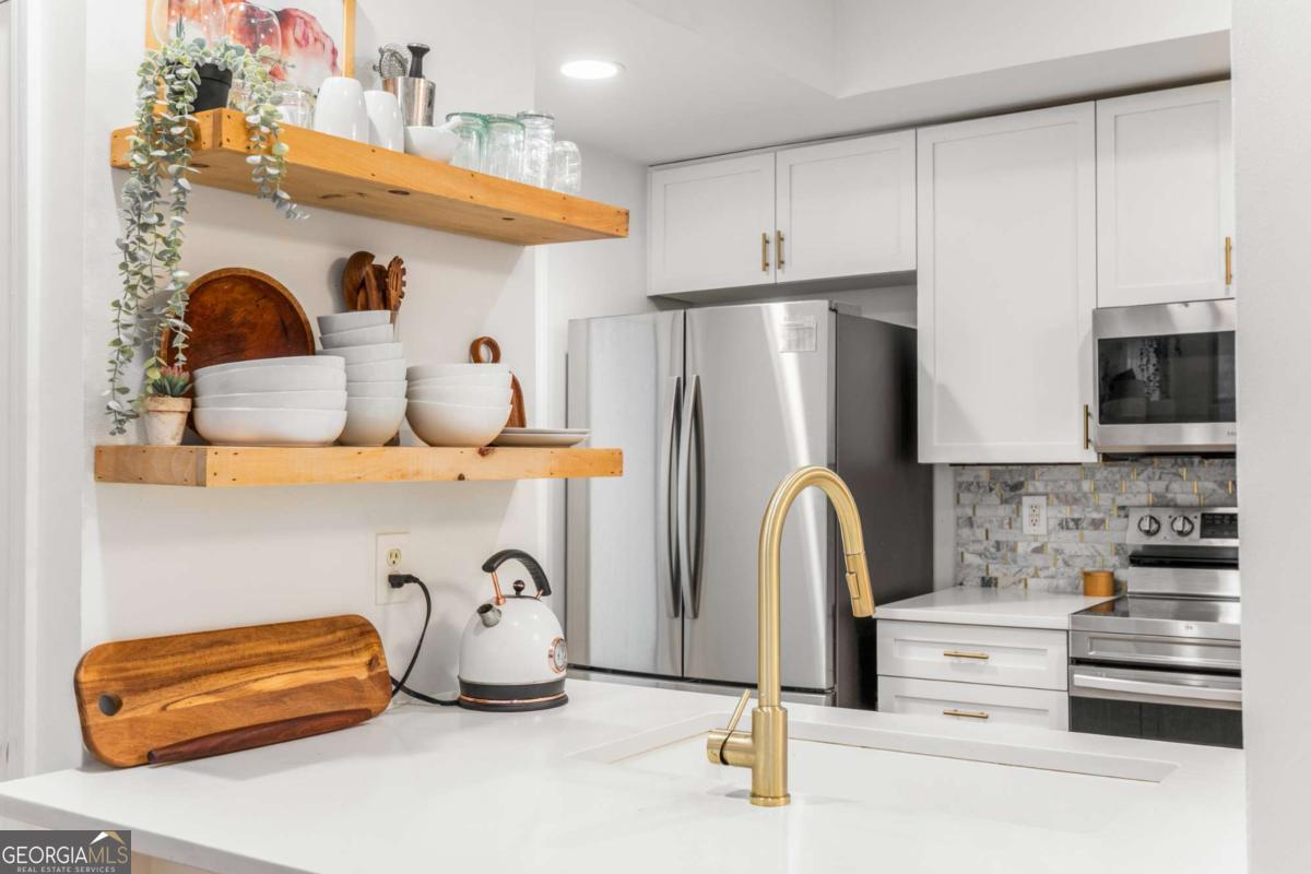 951 Glenwood Avenue SE # 1404