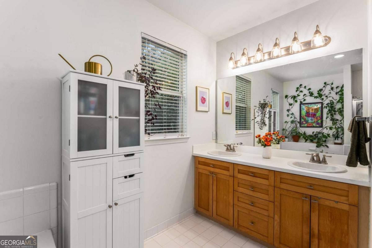 951 Glenwood Avenue SE # 1404