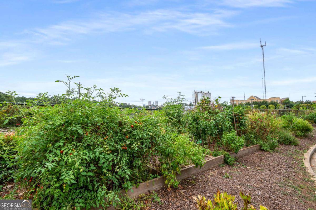 951 Glenwood Avenue SE # 1404