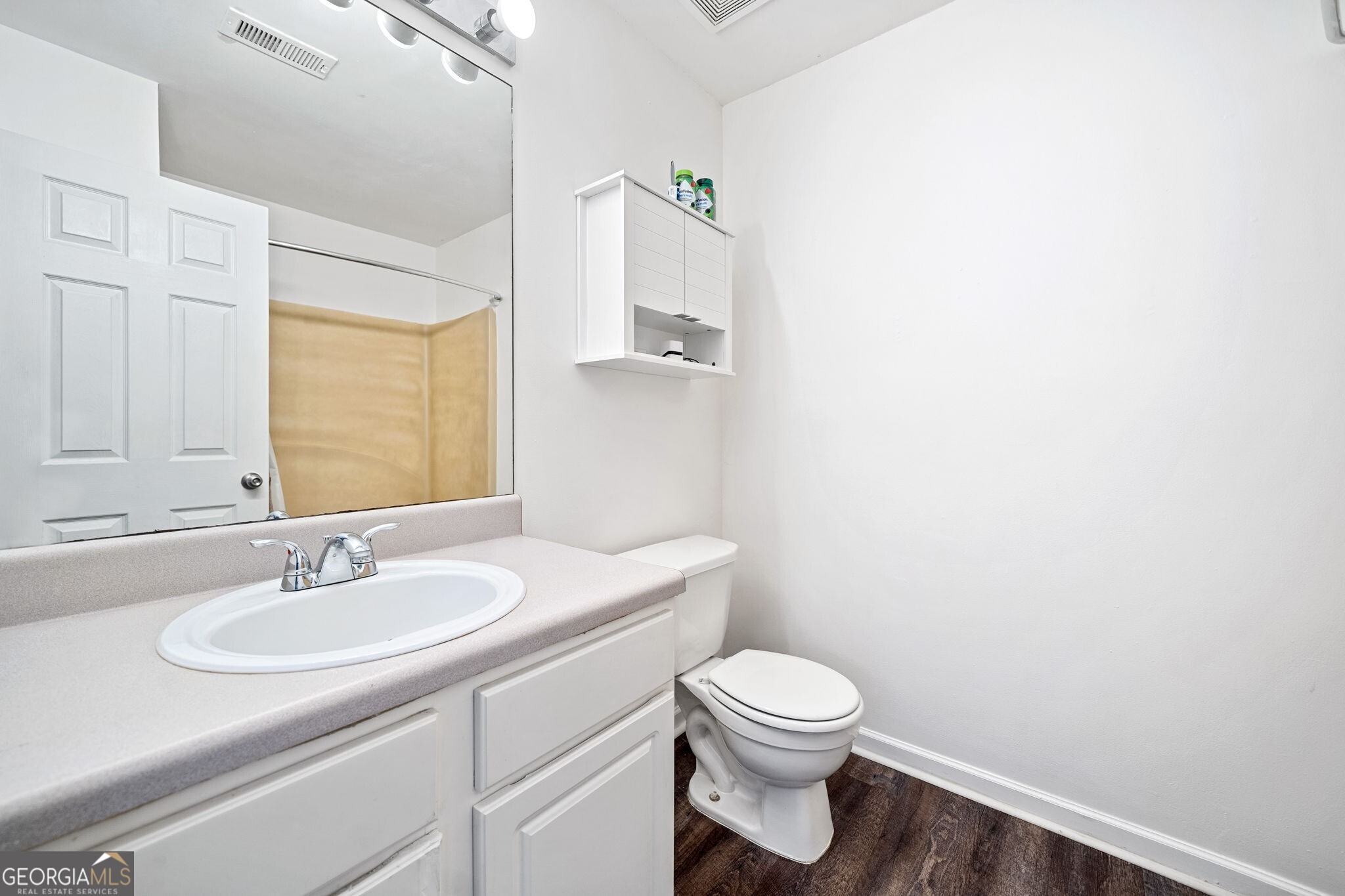 6703 Gallant Court SE