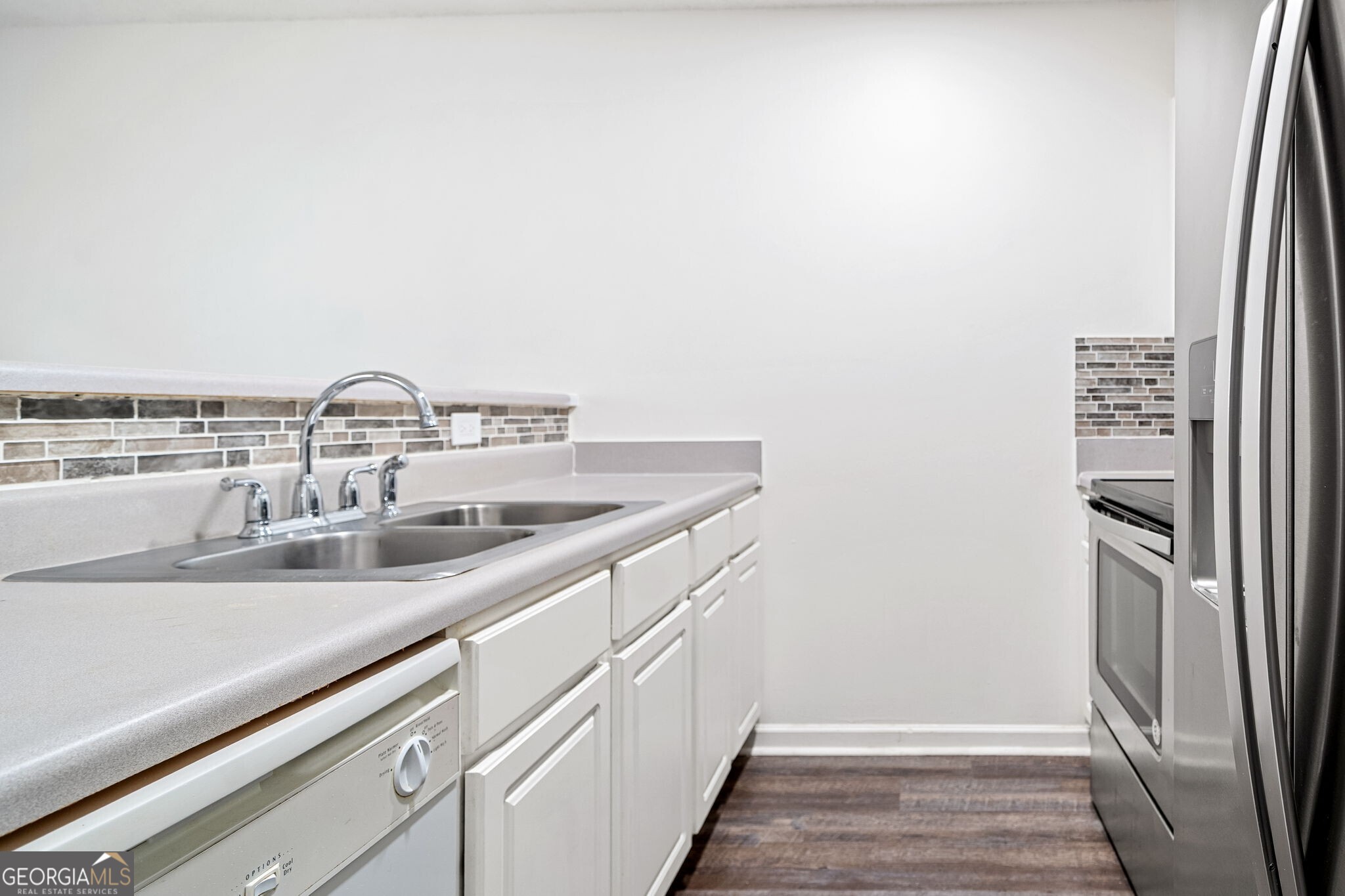 6703 Gallant Court SE