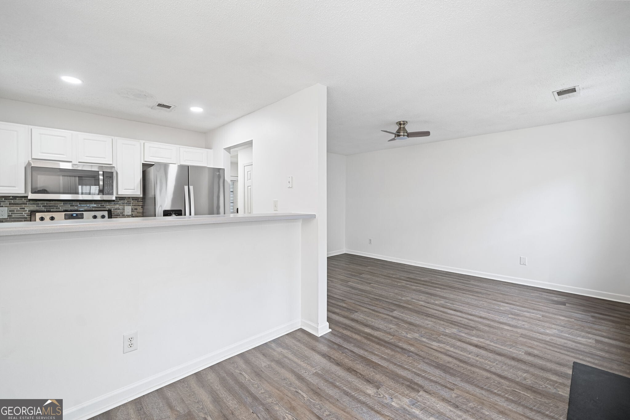 6703 Gallant Court SE