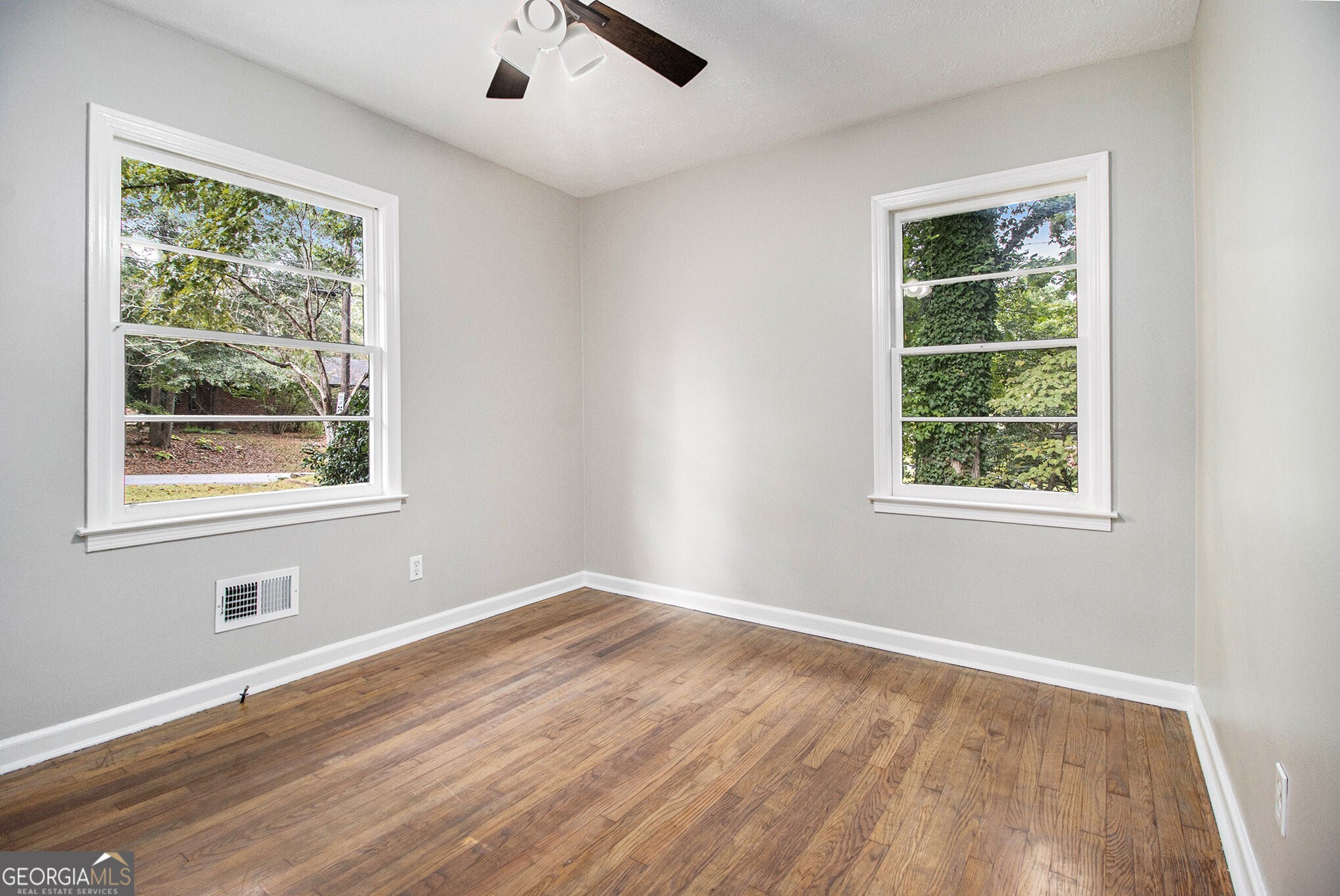 2550 Graywall Street