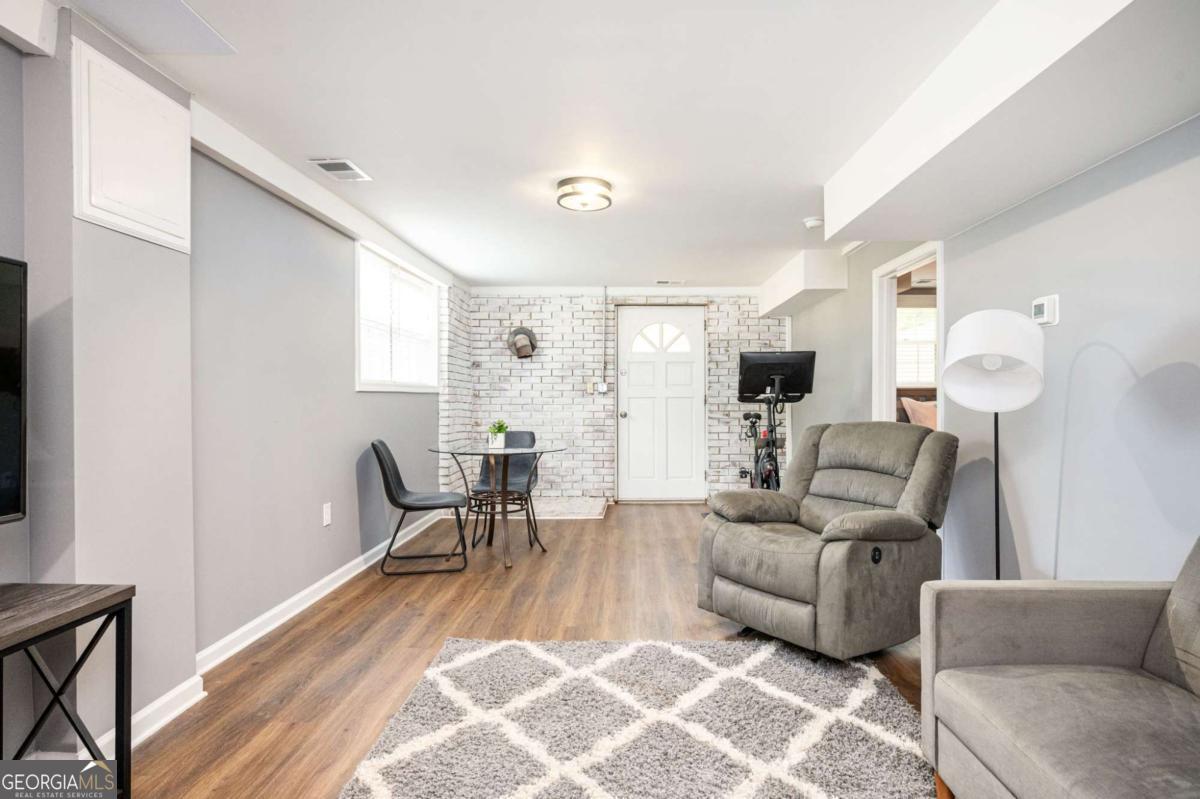260 Diane Drive SE