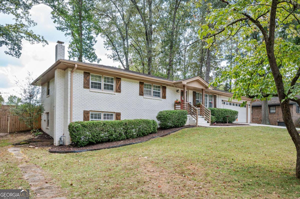 260 Diane Drive SE