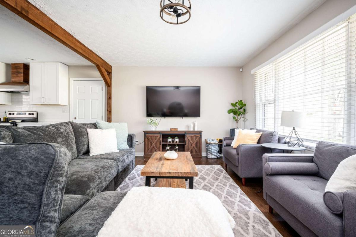 260 Diane Drive SE