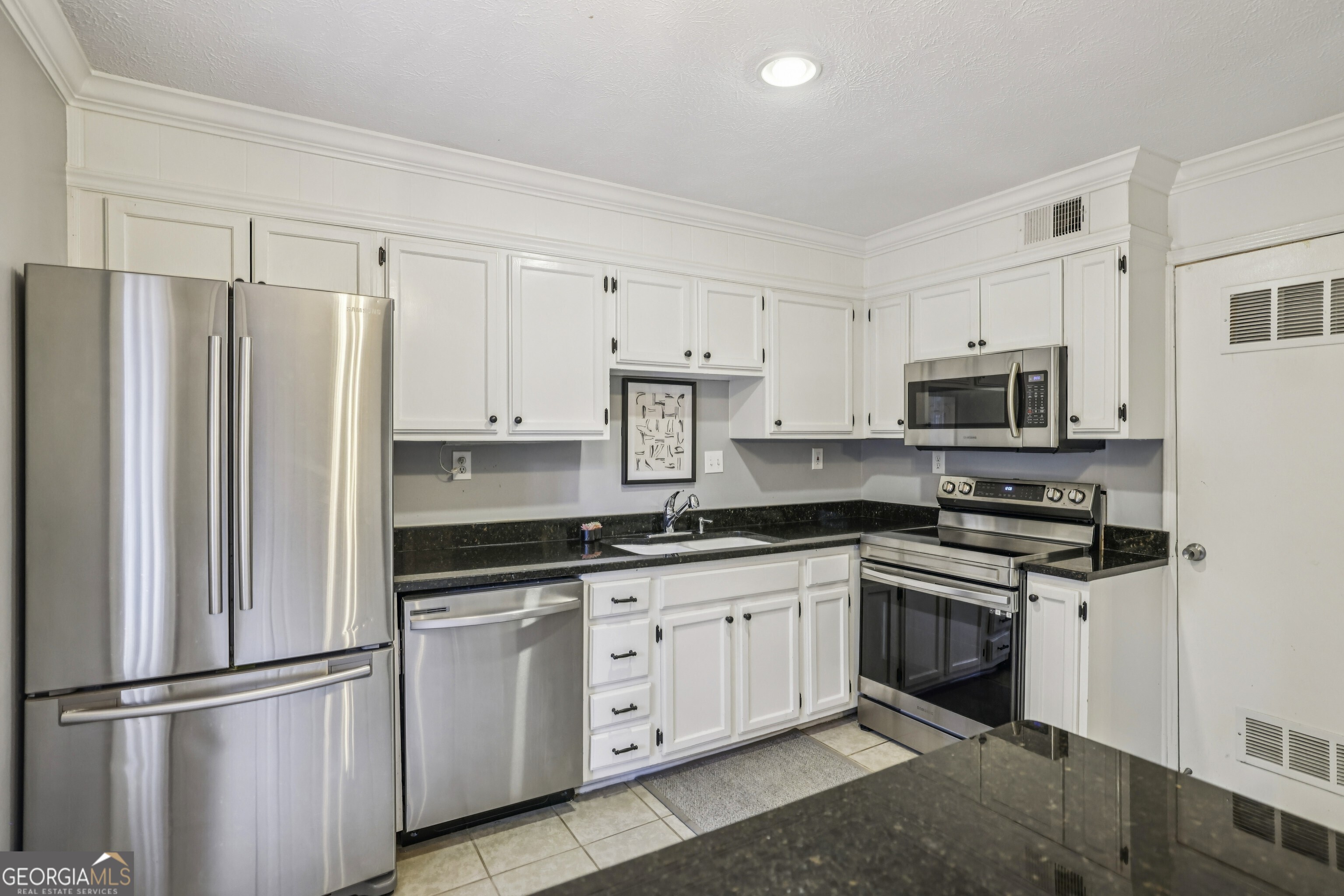 4 Paper Mill Place NW # 6