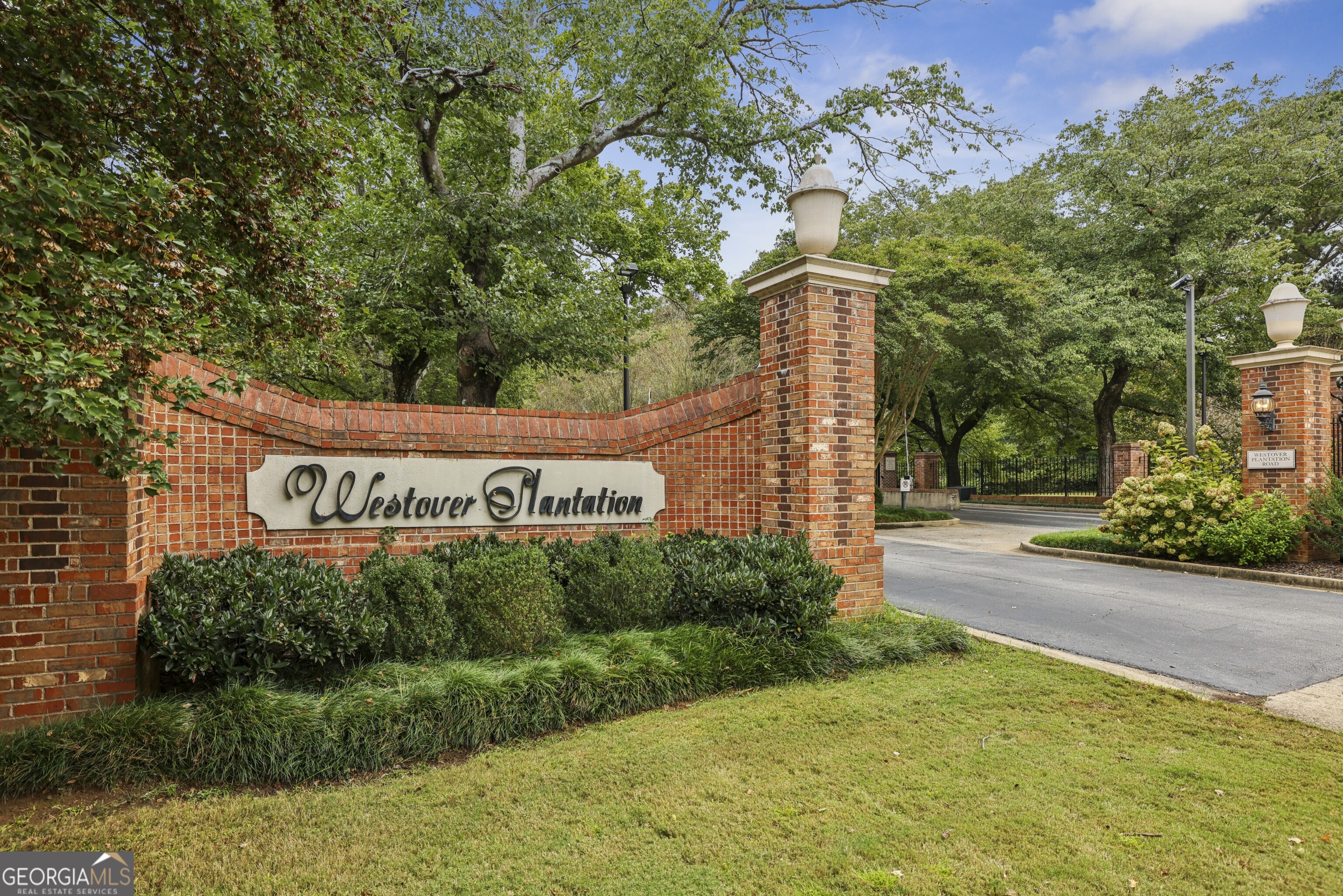 4 Paper Mill Place NW # 6