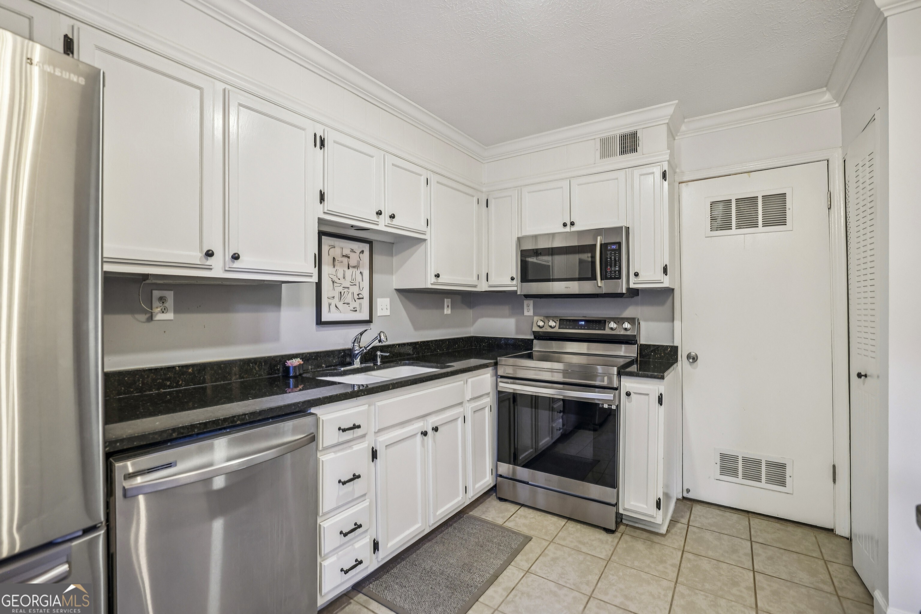 4 Paper Mill Place NW # 6