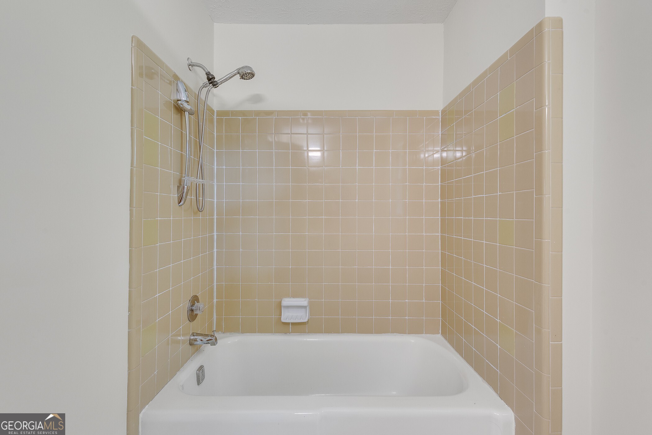 1534 Country Squire Court