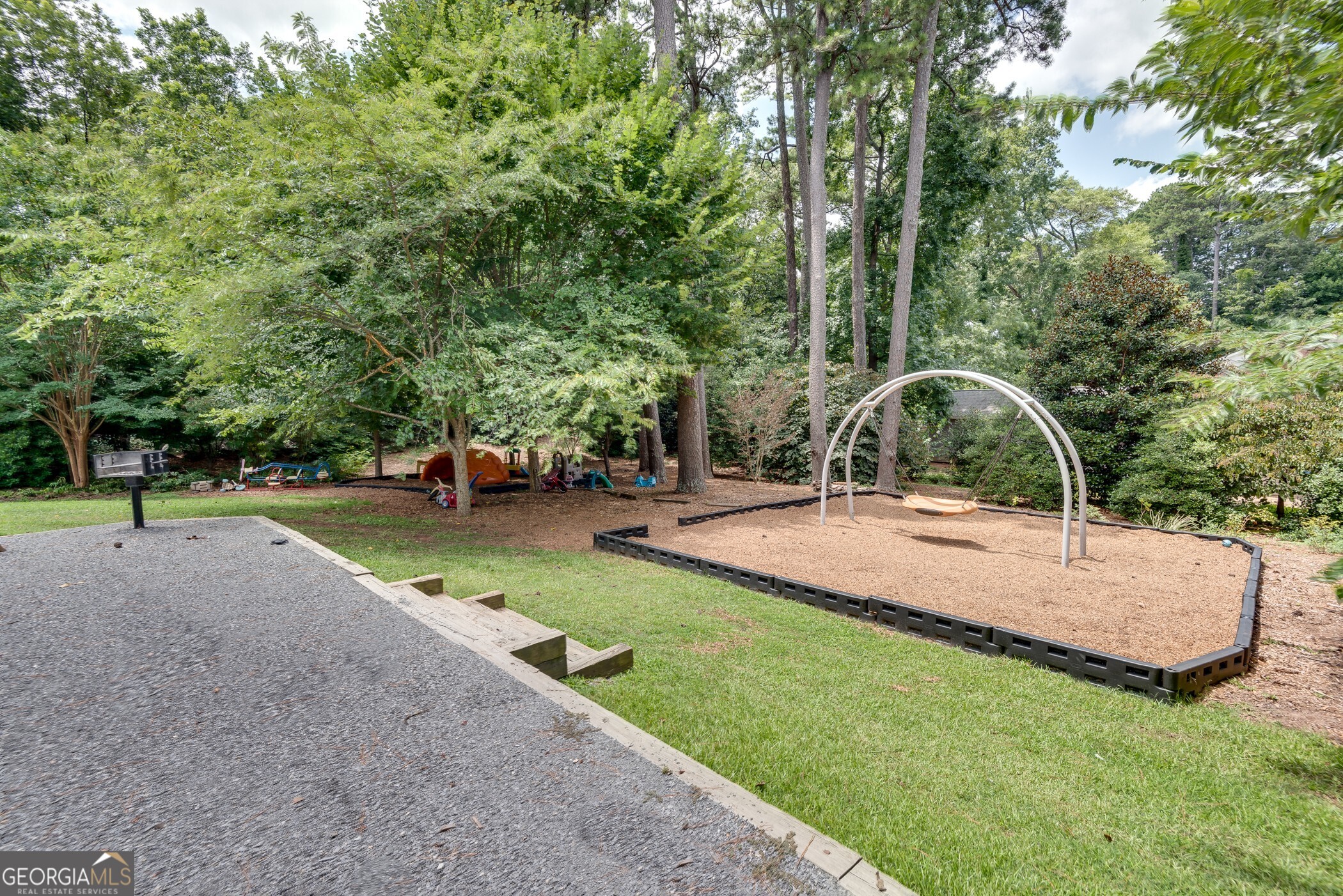 1534 Country Squire Court