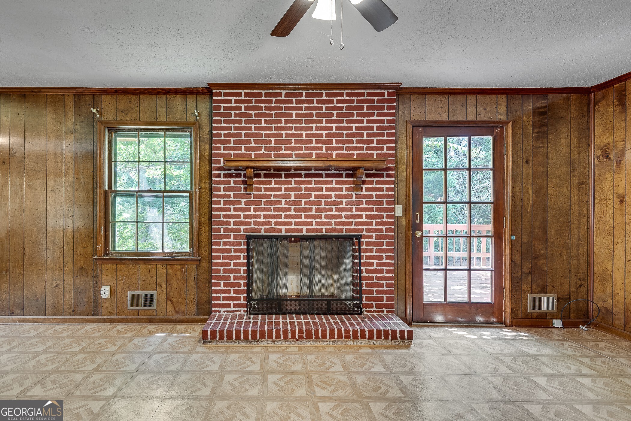 1534 Country Squire Court