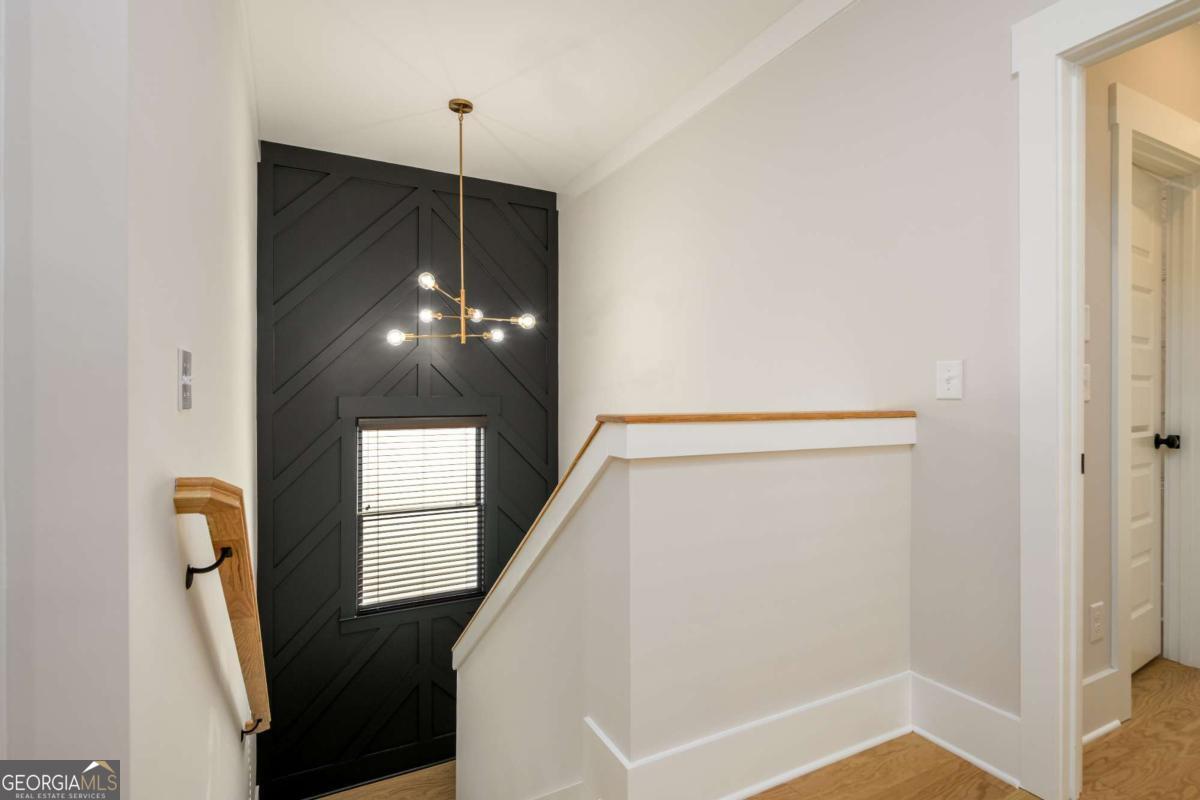 507 Casanova Street SE