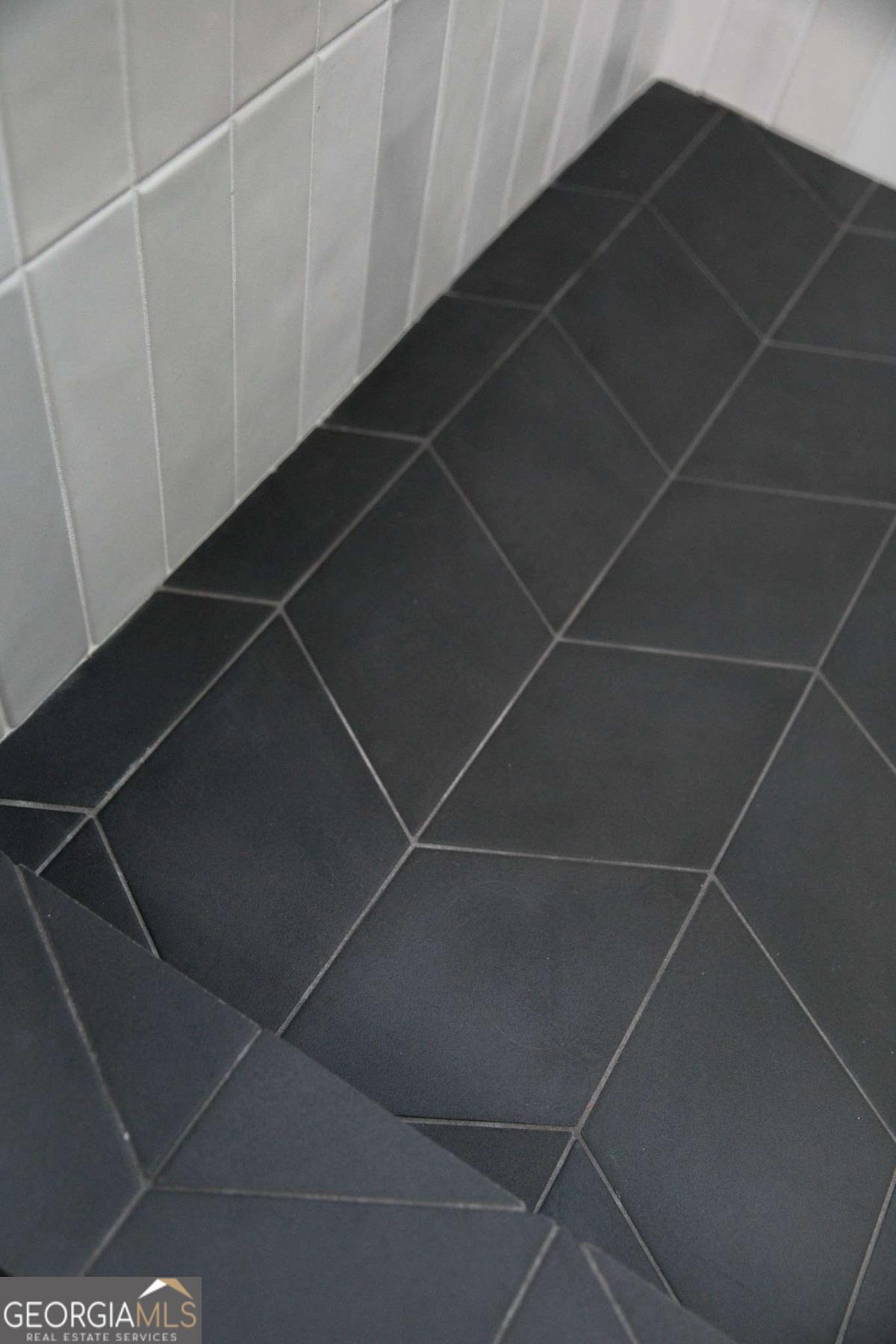 507 Casanova Street SE