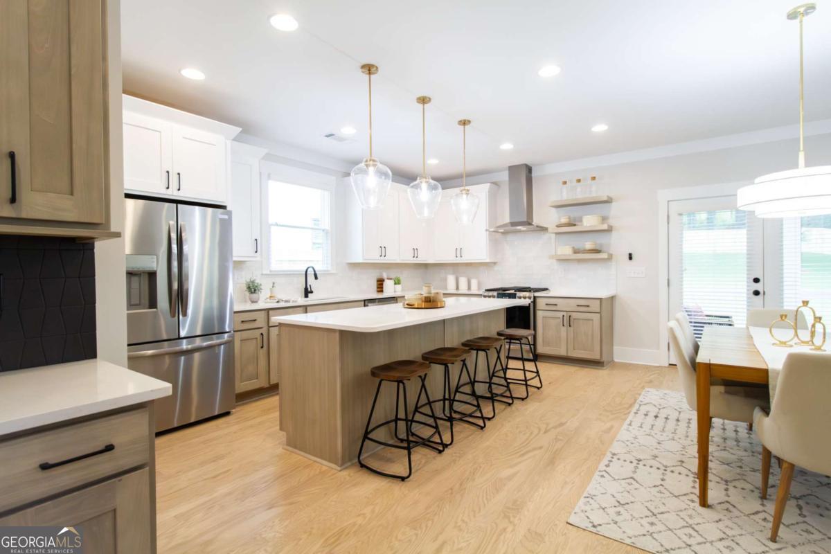 507 Casanova Street SE