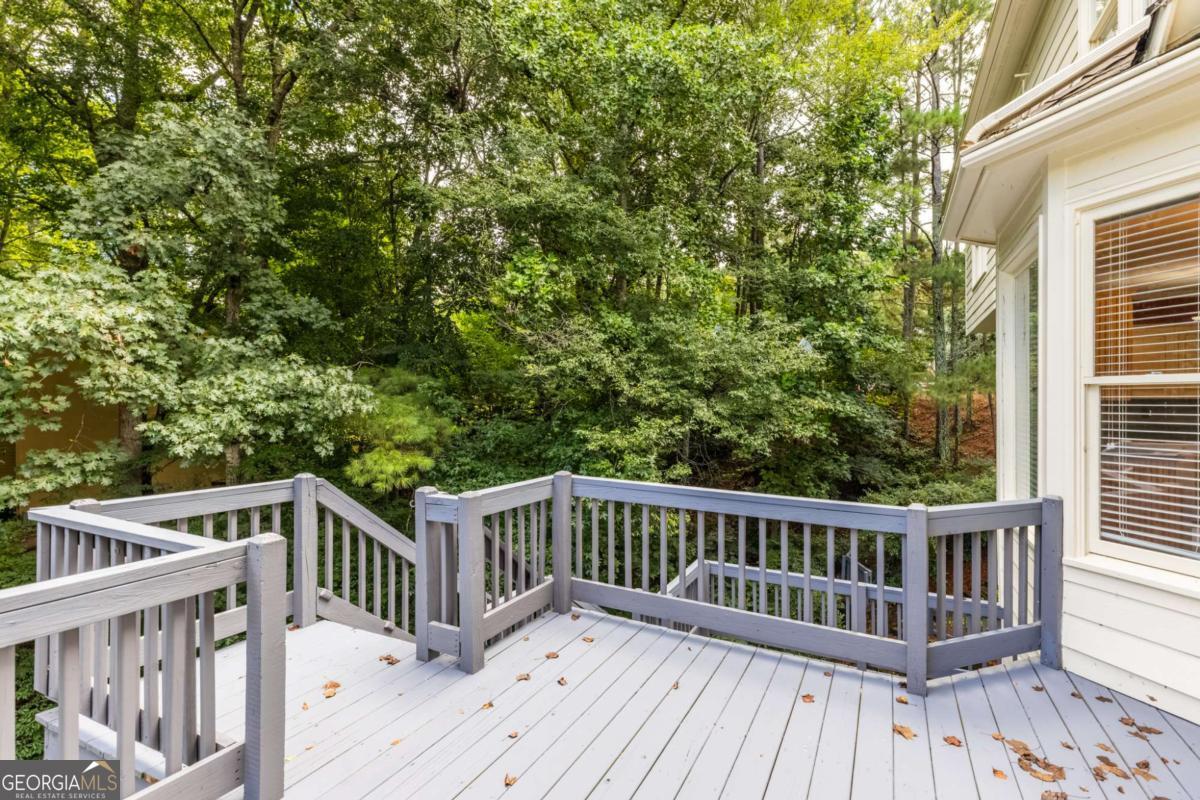 105 Kensington Pond Court