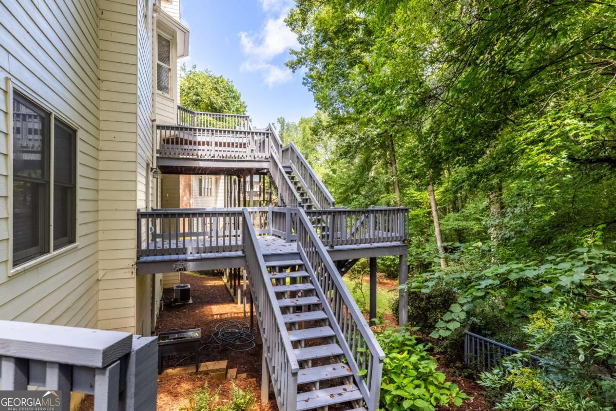 105 Kensington Pond Court