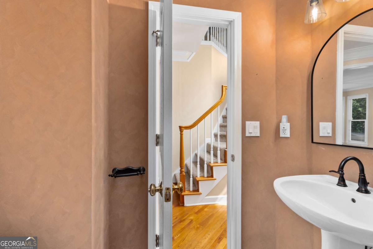 105 Kensington Pond Court