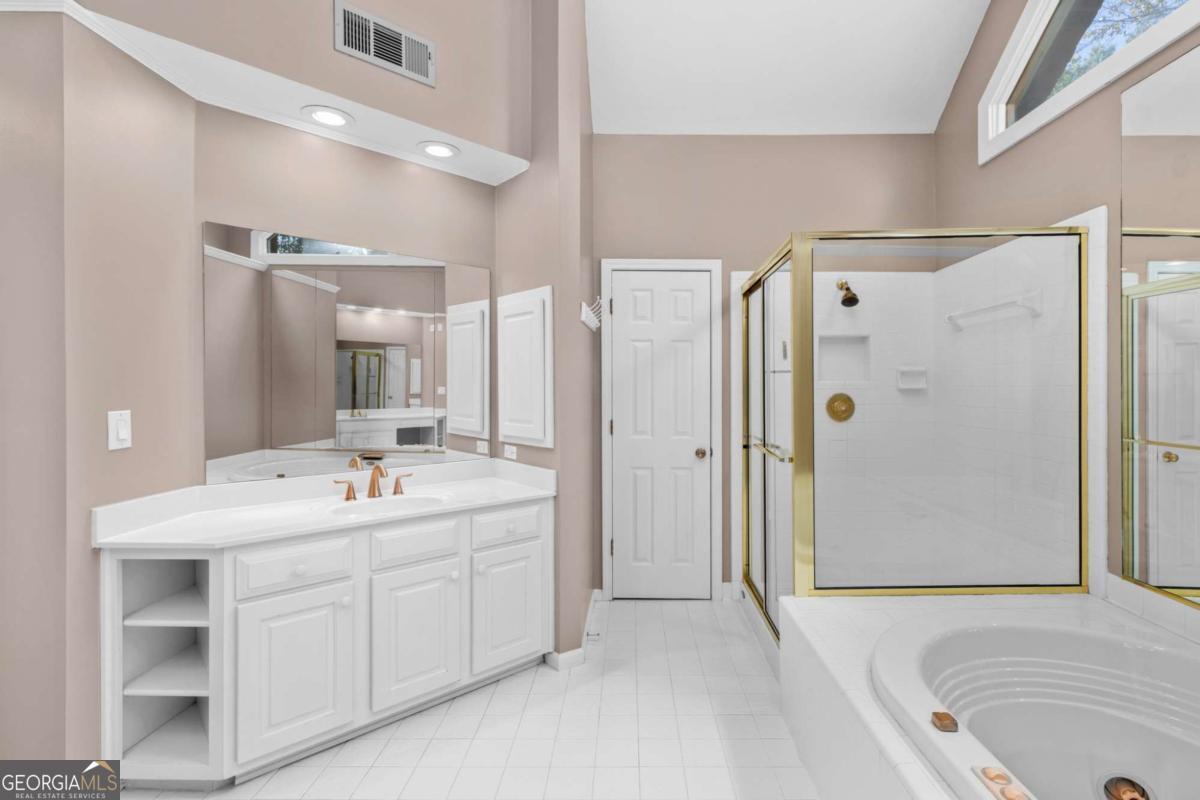 105 Kensington Pond Court