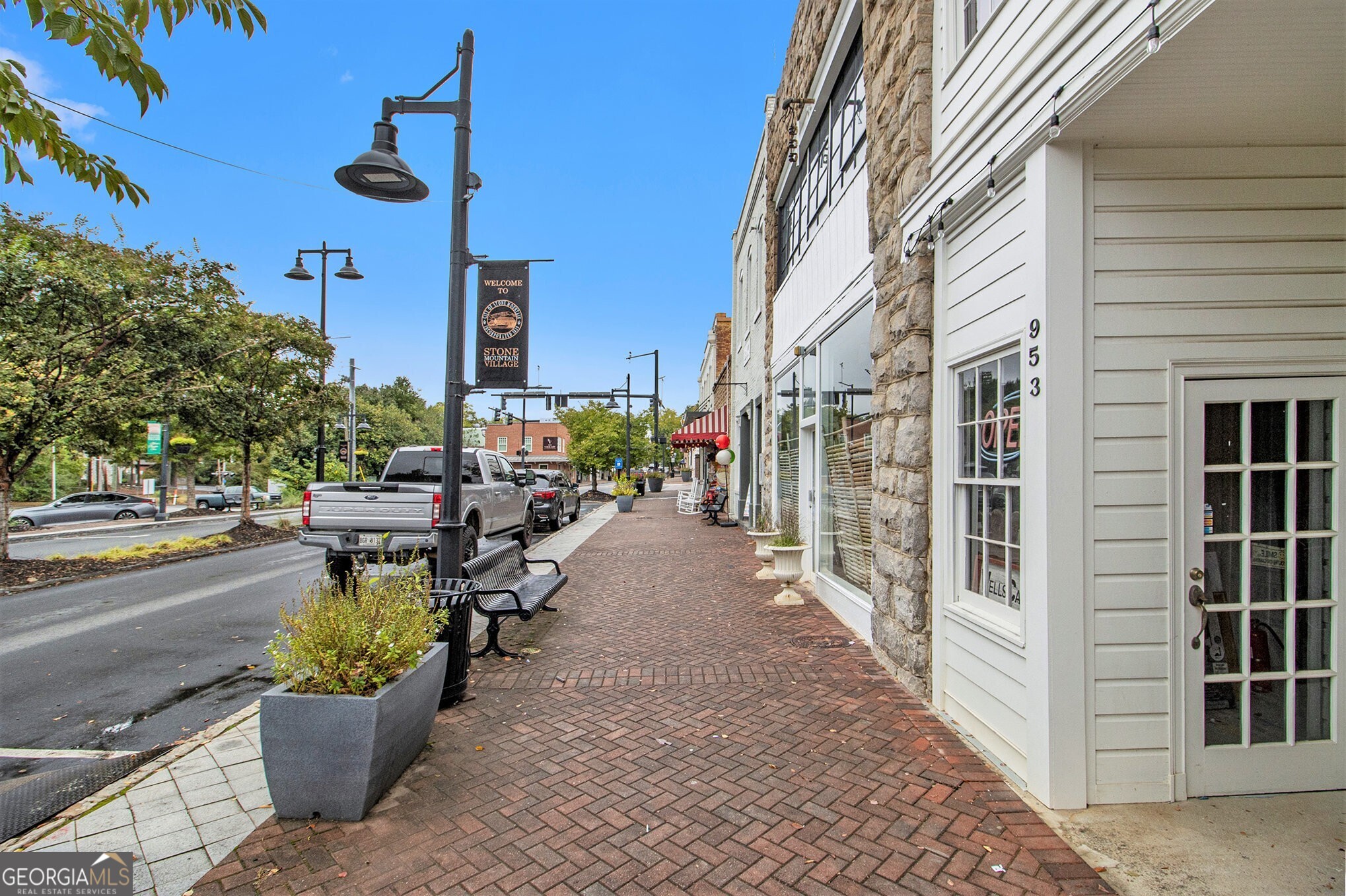 1187 Silver Hill Road