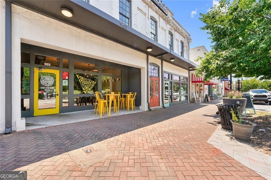 1187 Silver Hill Road