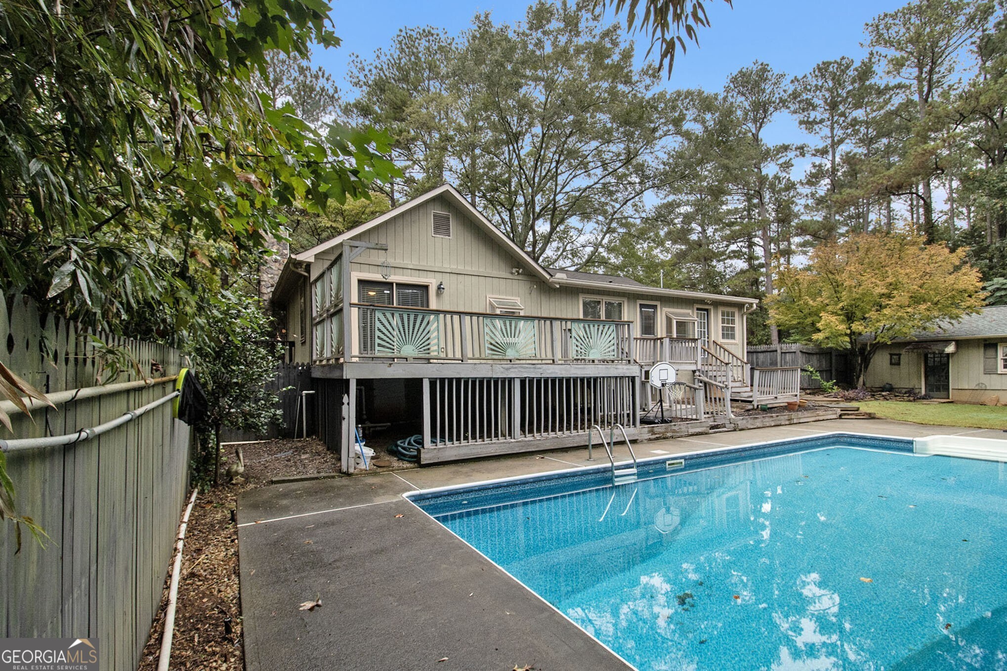 1187 Silver Hill Road